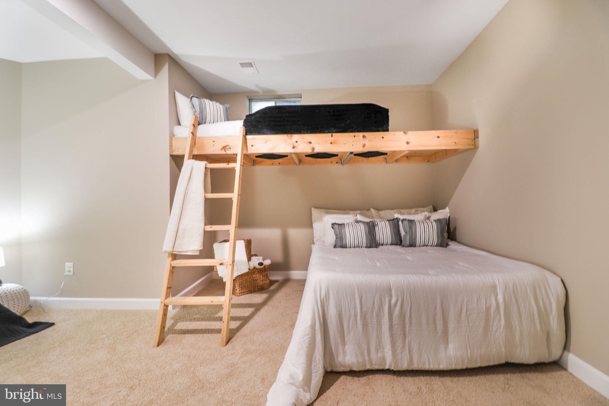 KINGSPORT - Residential