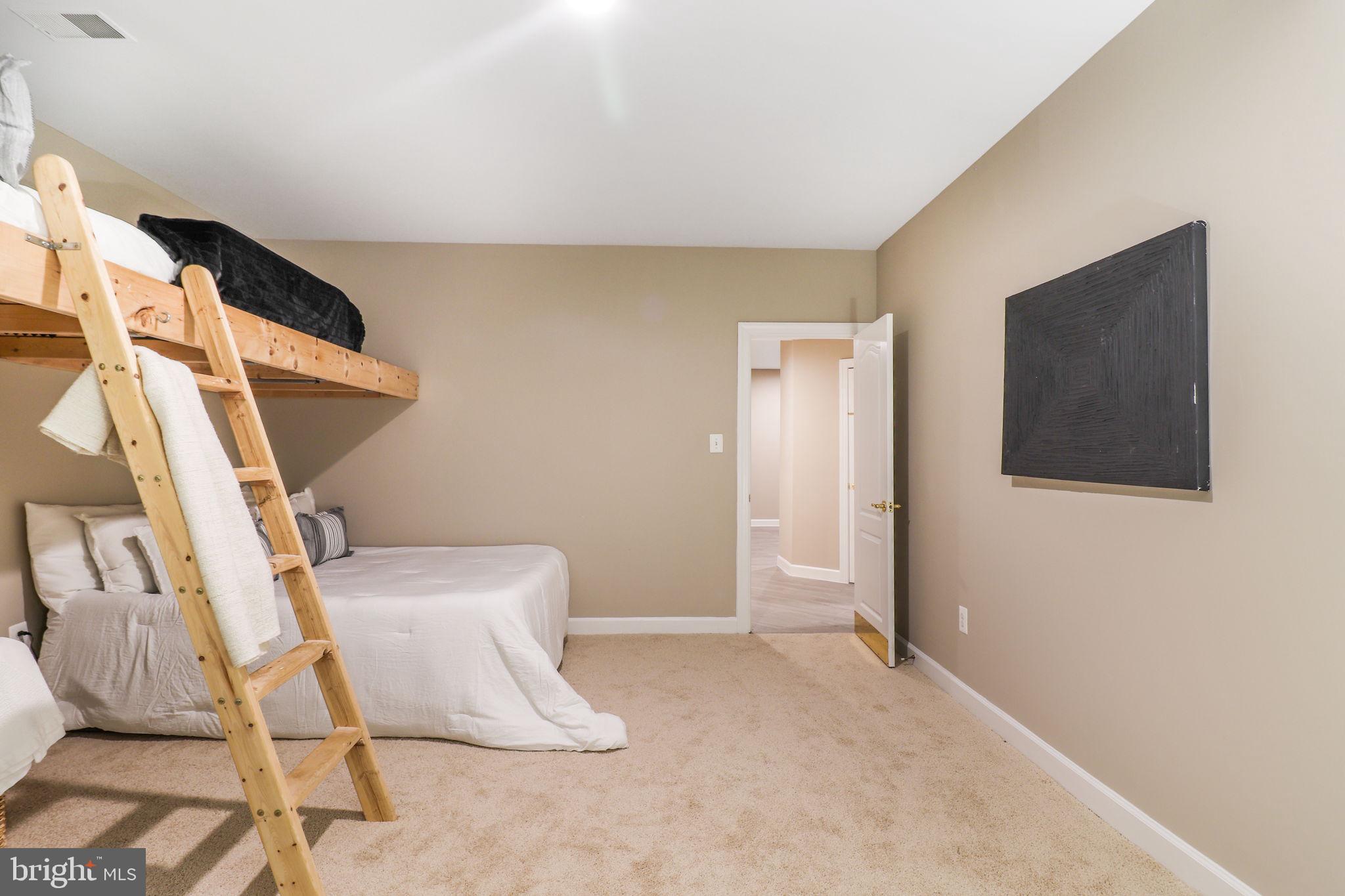 KINGSPORT - Residential