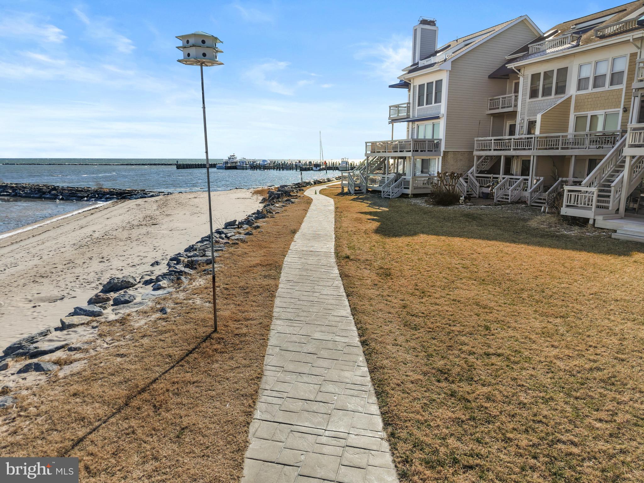 BURNT OAKS - Residential