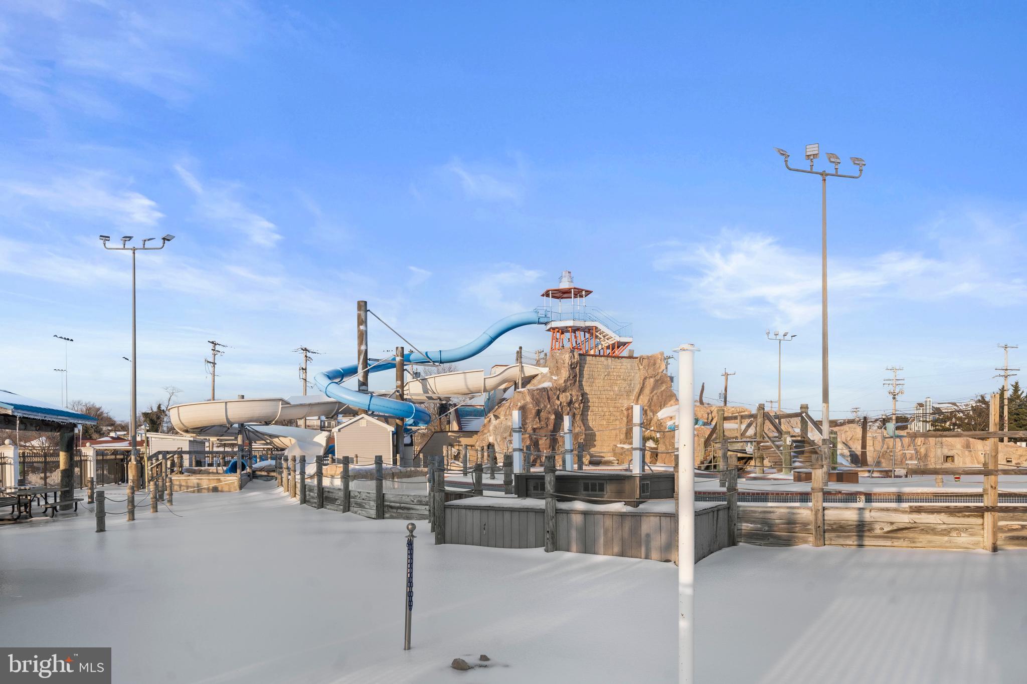 BURNT OAKS - Residential