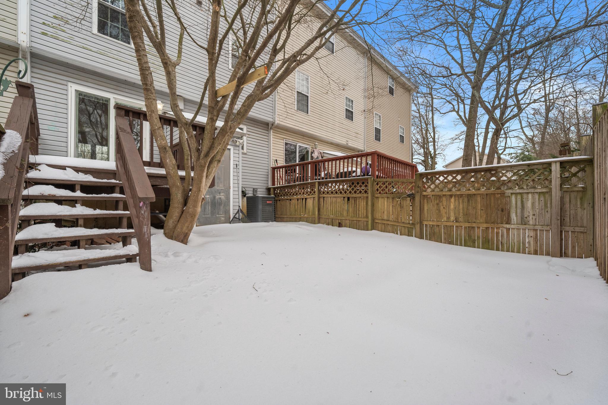 BURNT OAKS - Residential