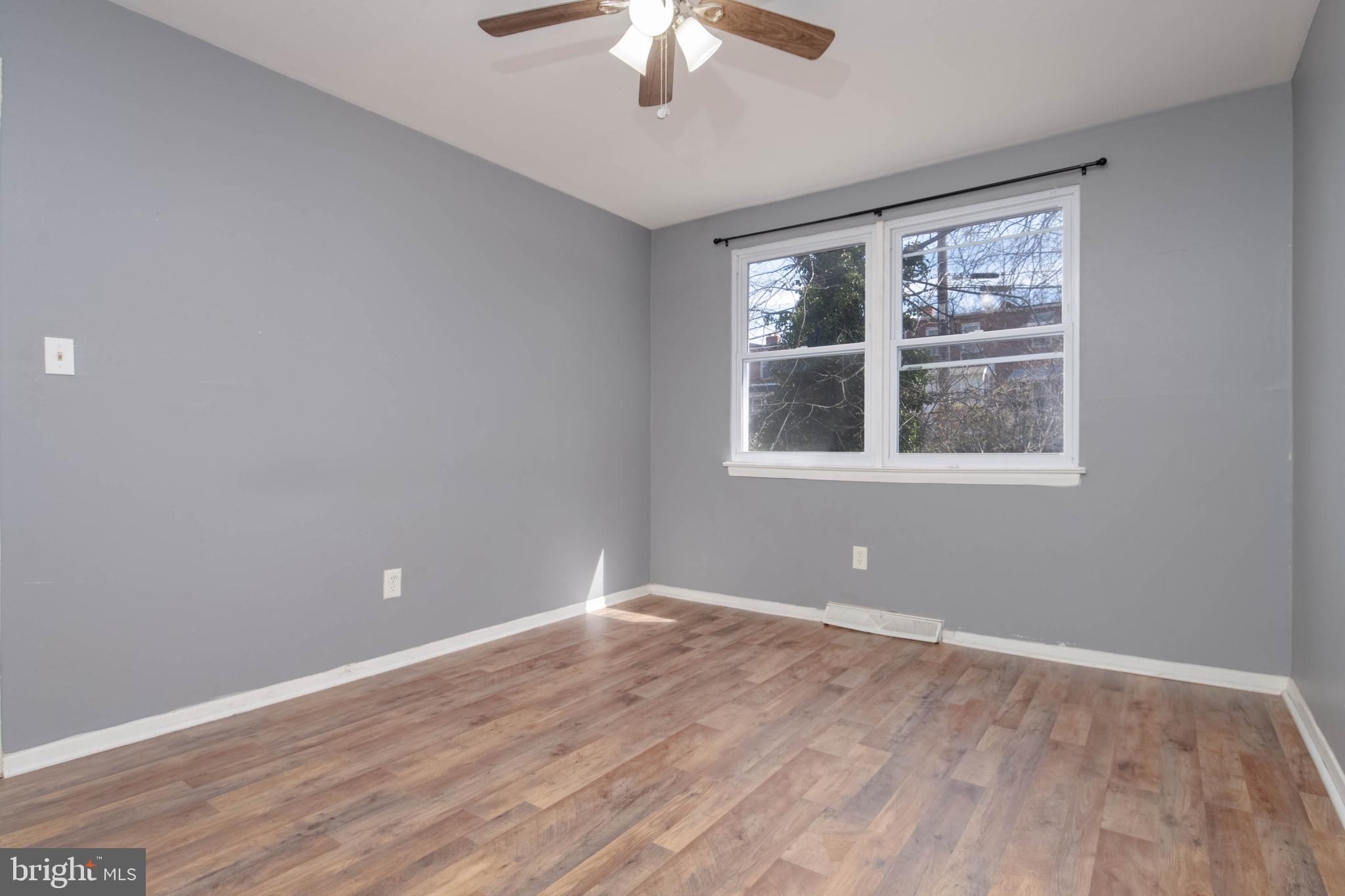 MEDFIELD - Residential