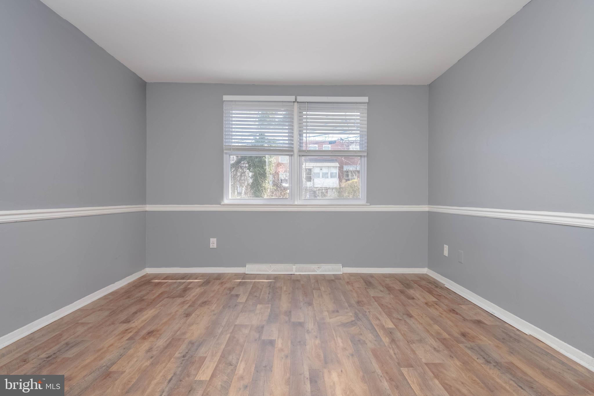 MEDFIELD - Residential