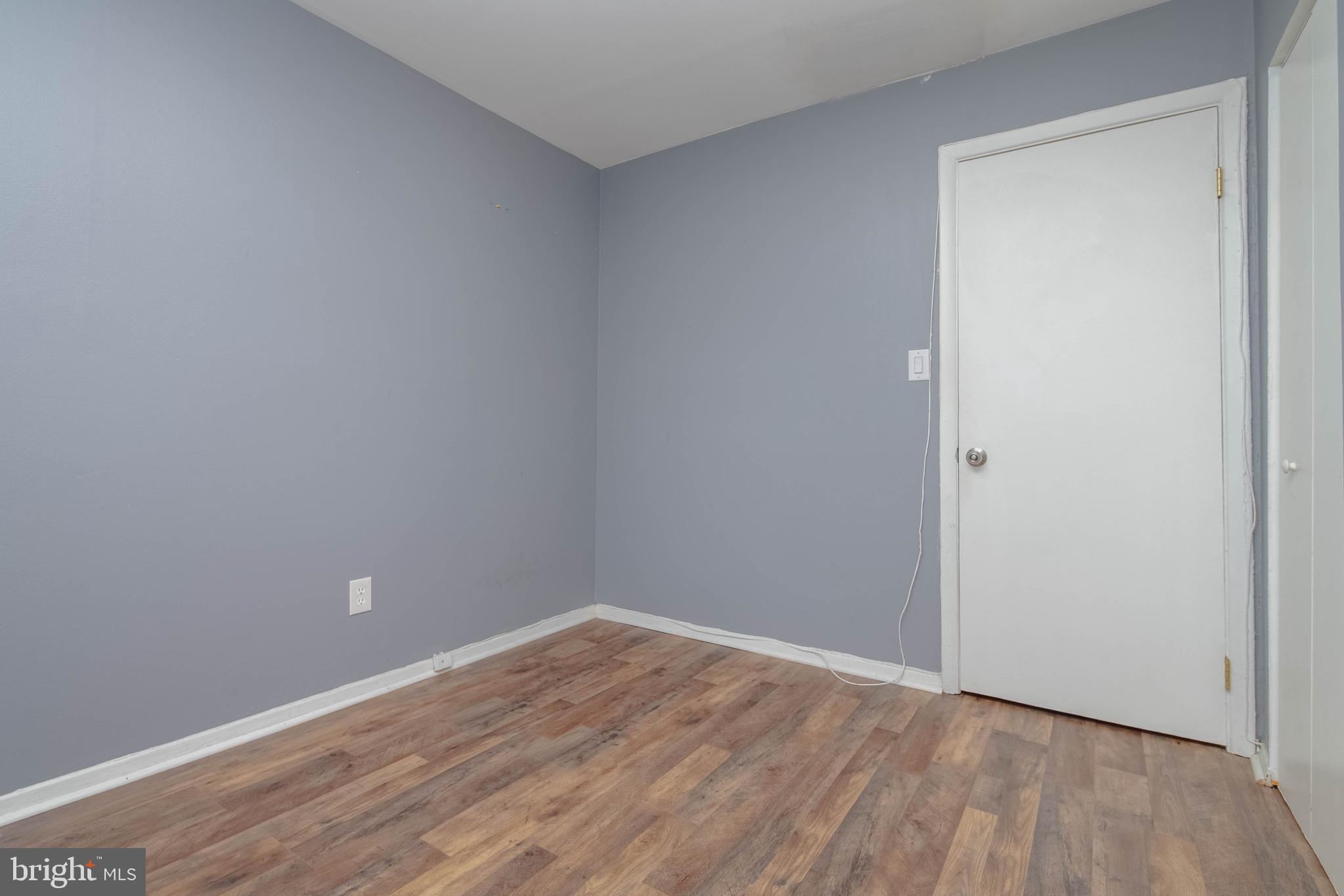 MEDFIELD - Residential