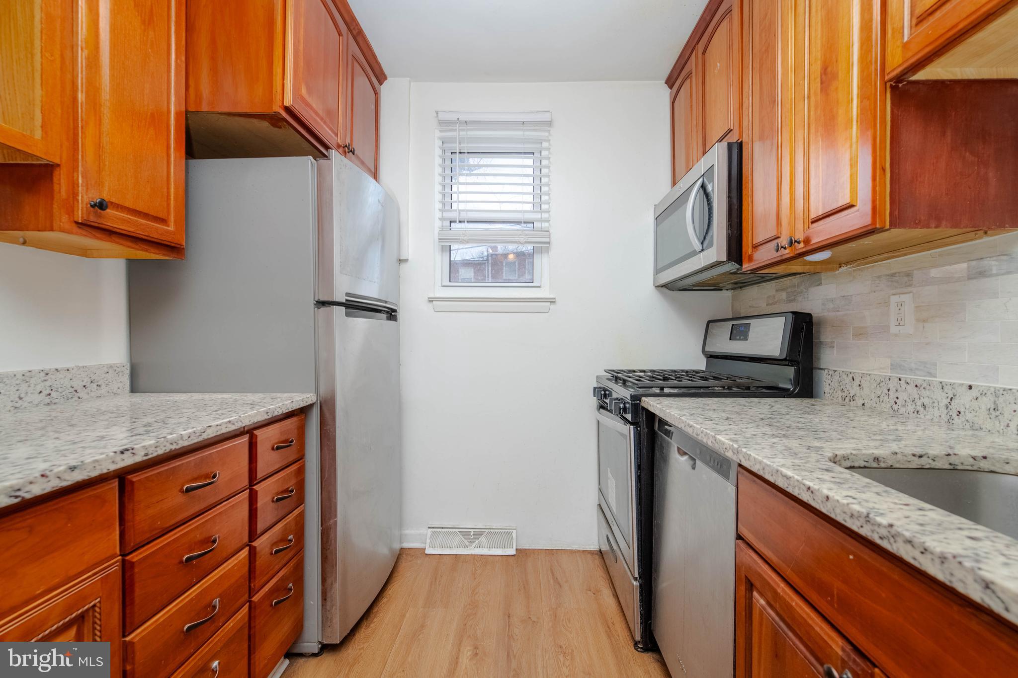 MEDFIELD - Residential