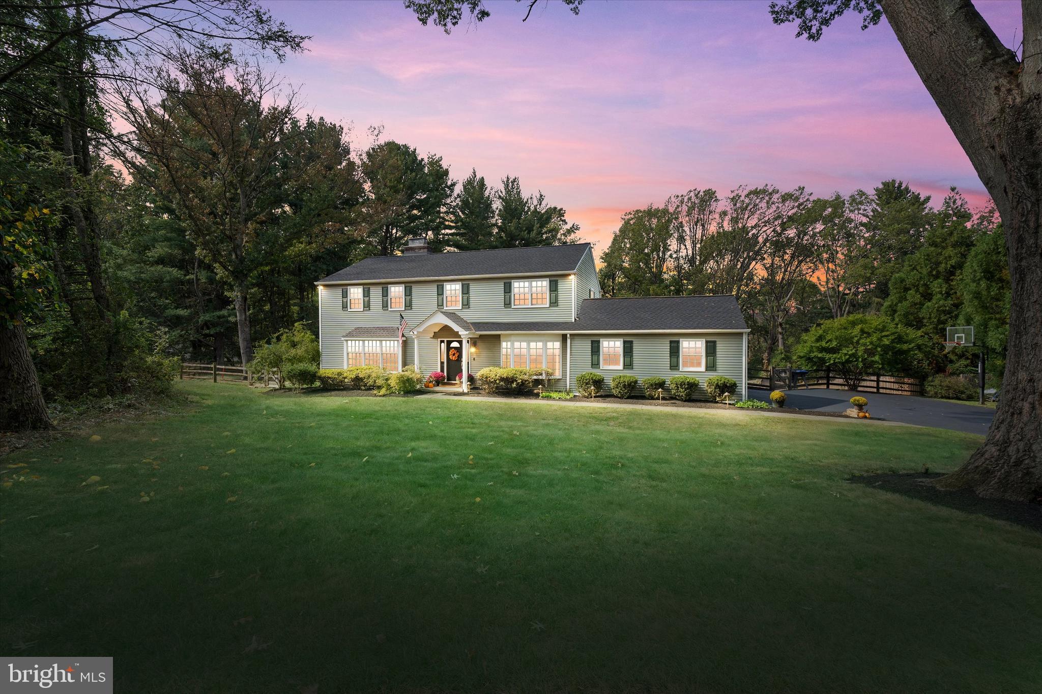 1048 GENERAL ALLEN DRIVE