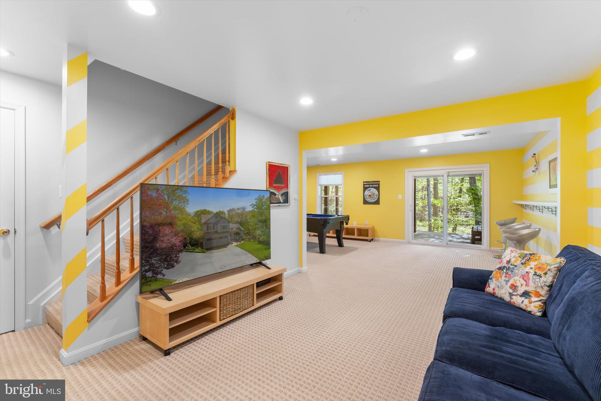 LOWES ISLAND/CASCADES - Residential