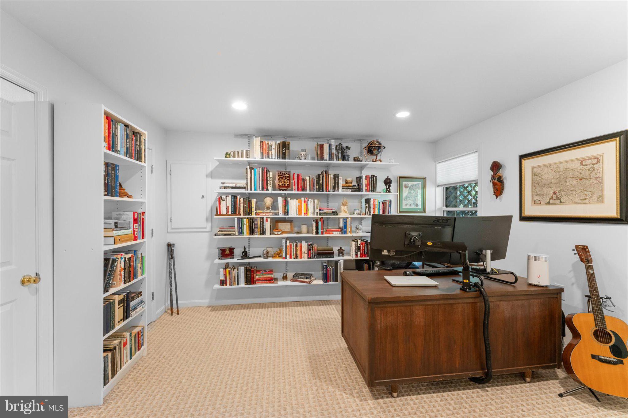 LOWES ISLAND/CASCADES - Residential