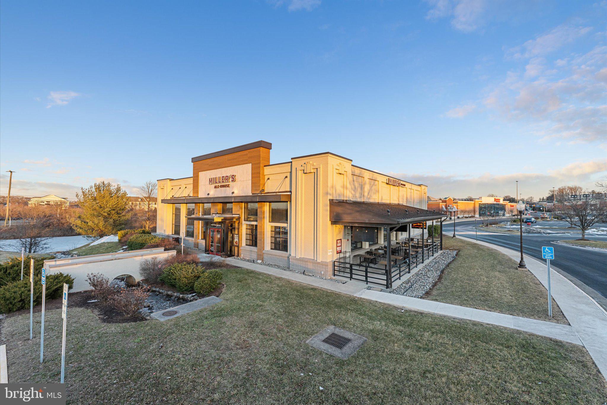 LOWES ISLAND/CASCADES - Residential