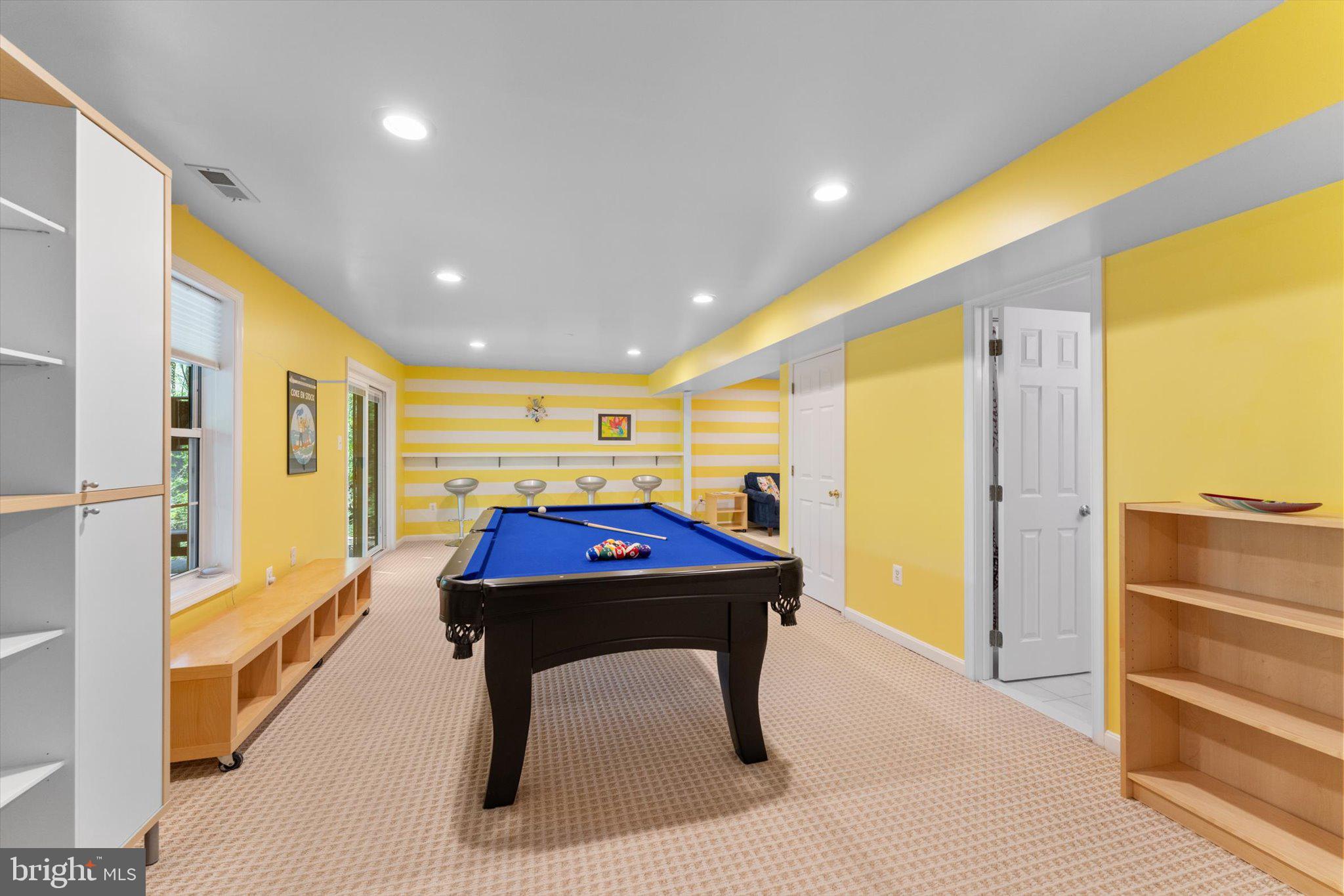 LOWES ISLAND/CASCADES - Residential