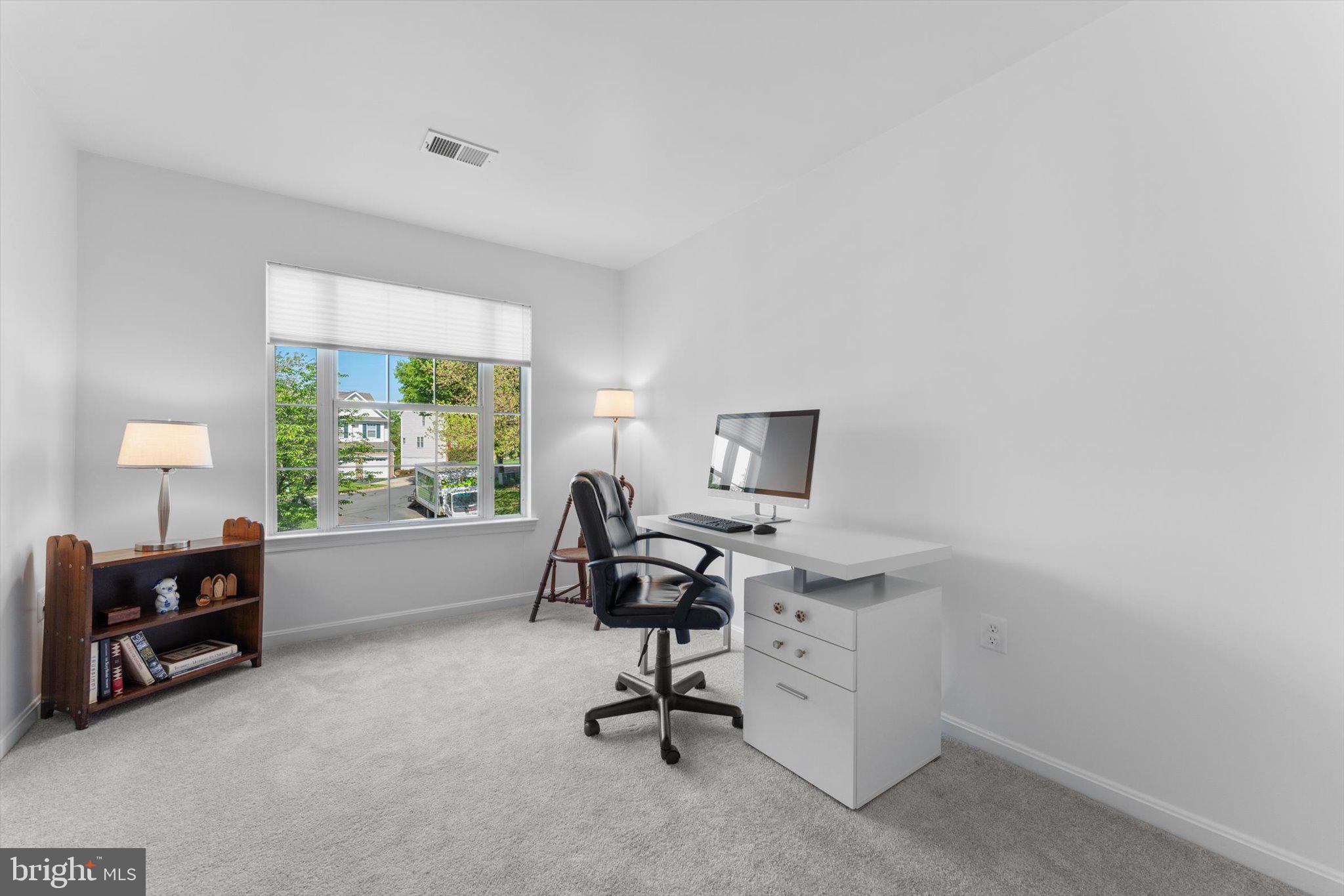 LOWES ISLAND/CASCADES - Residential