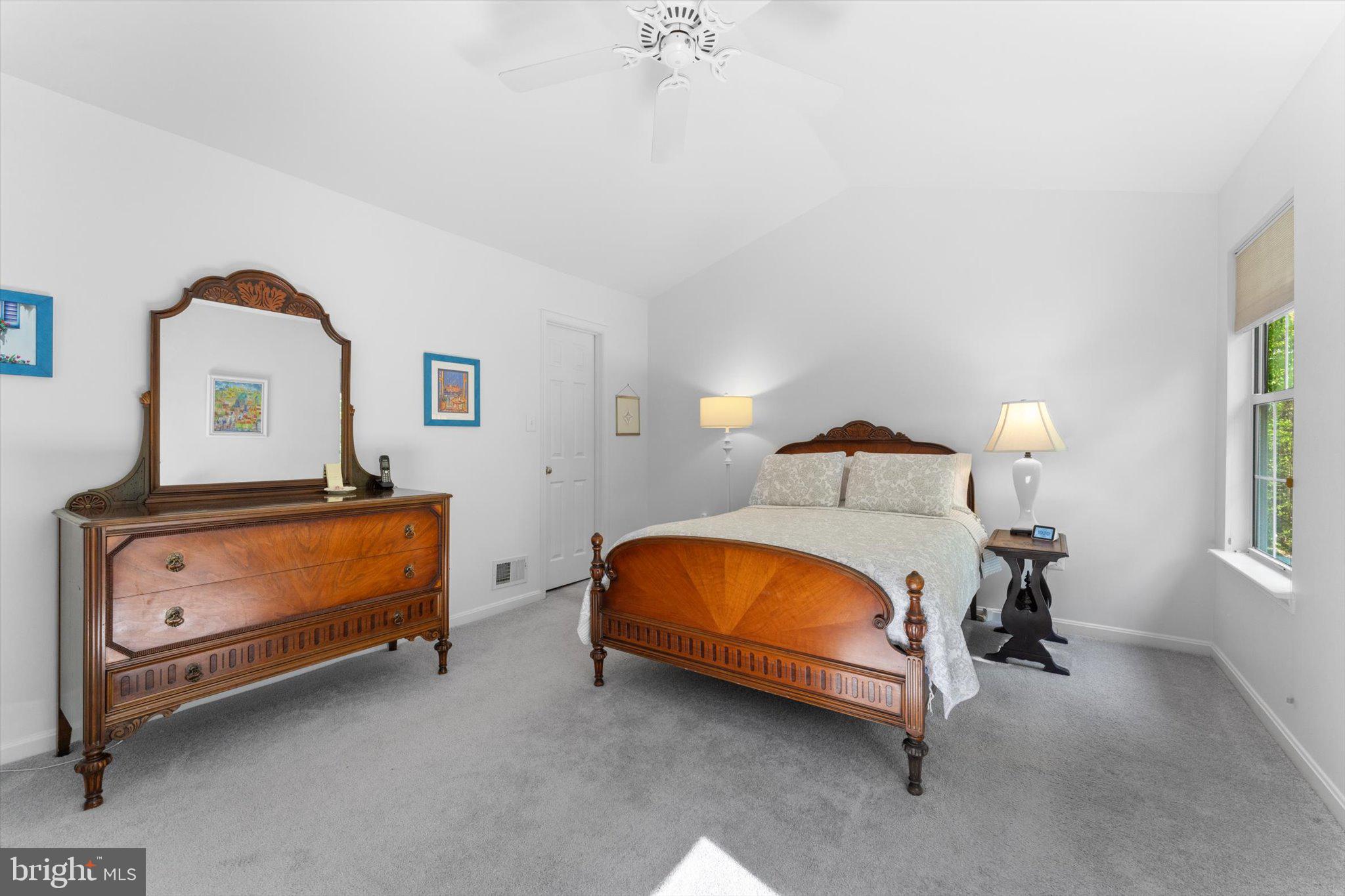 LOWES ISLAND/CASCADES - Residential