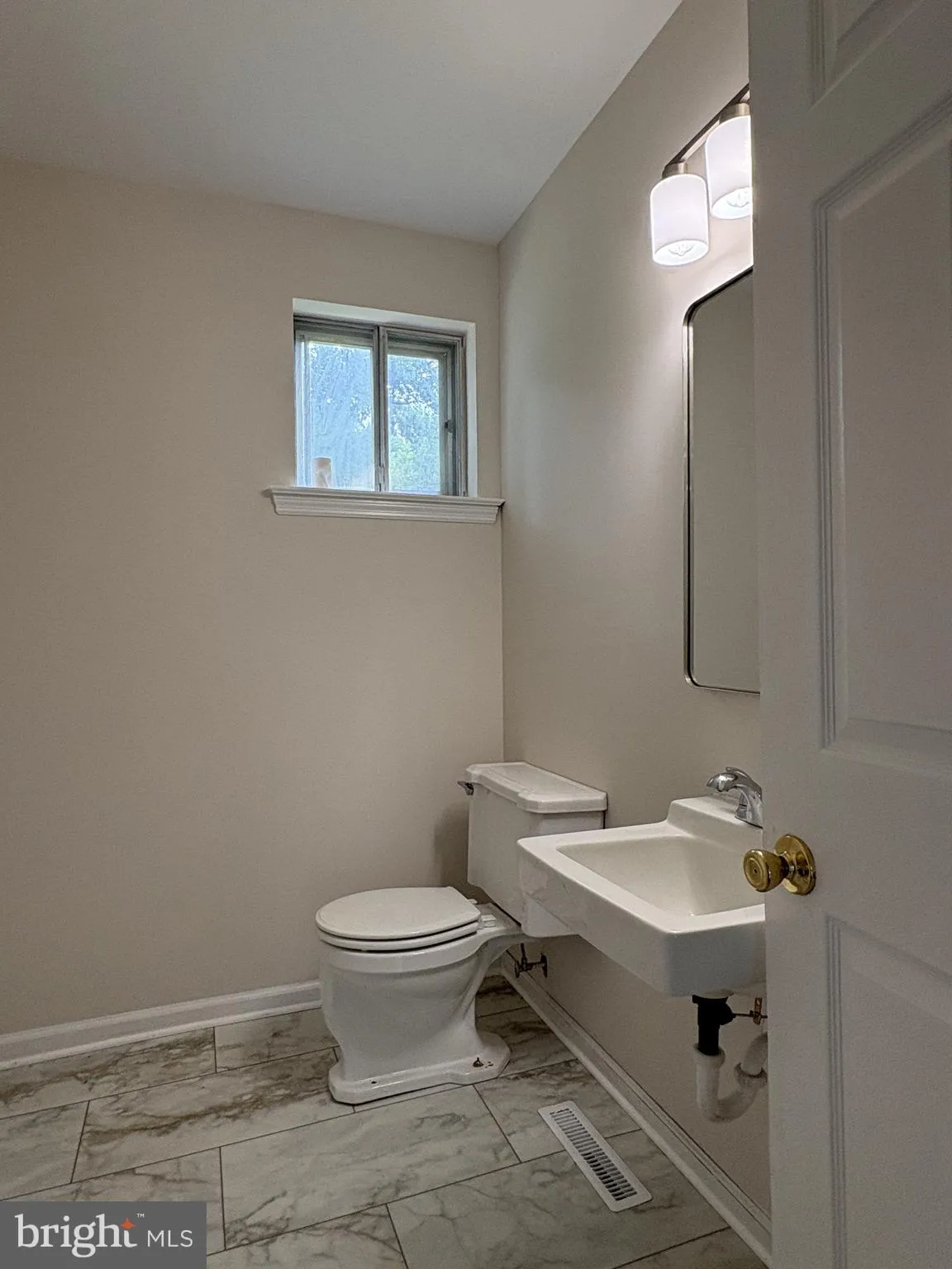 Additional image 90 of 24 Wakefield Drive, Newark, DE 19711