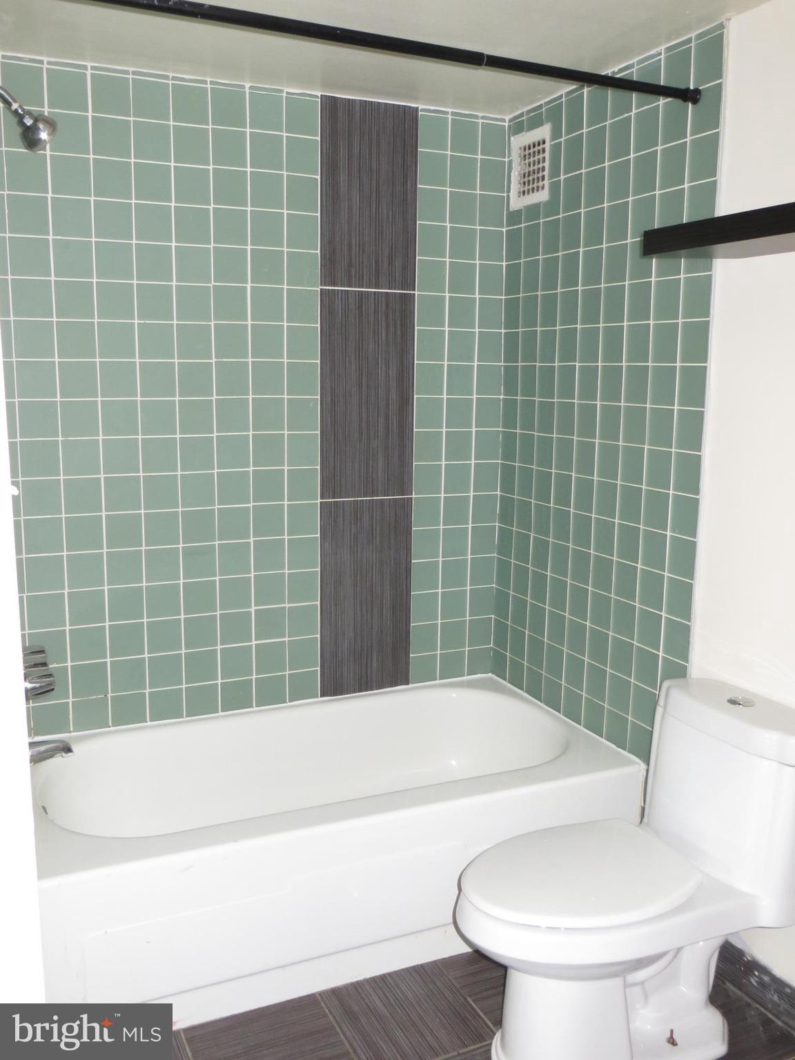 PARC EAST - Residential Lease