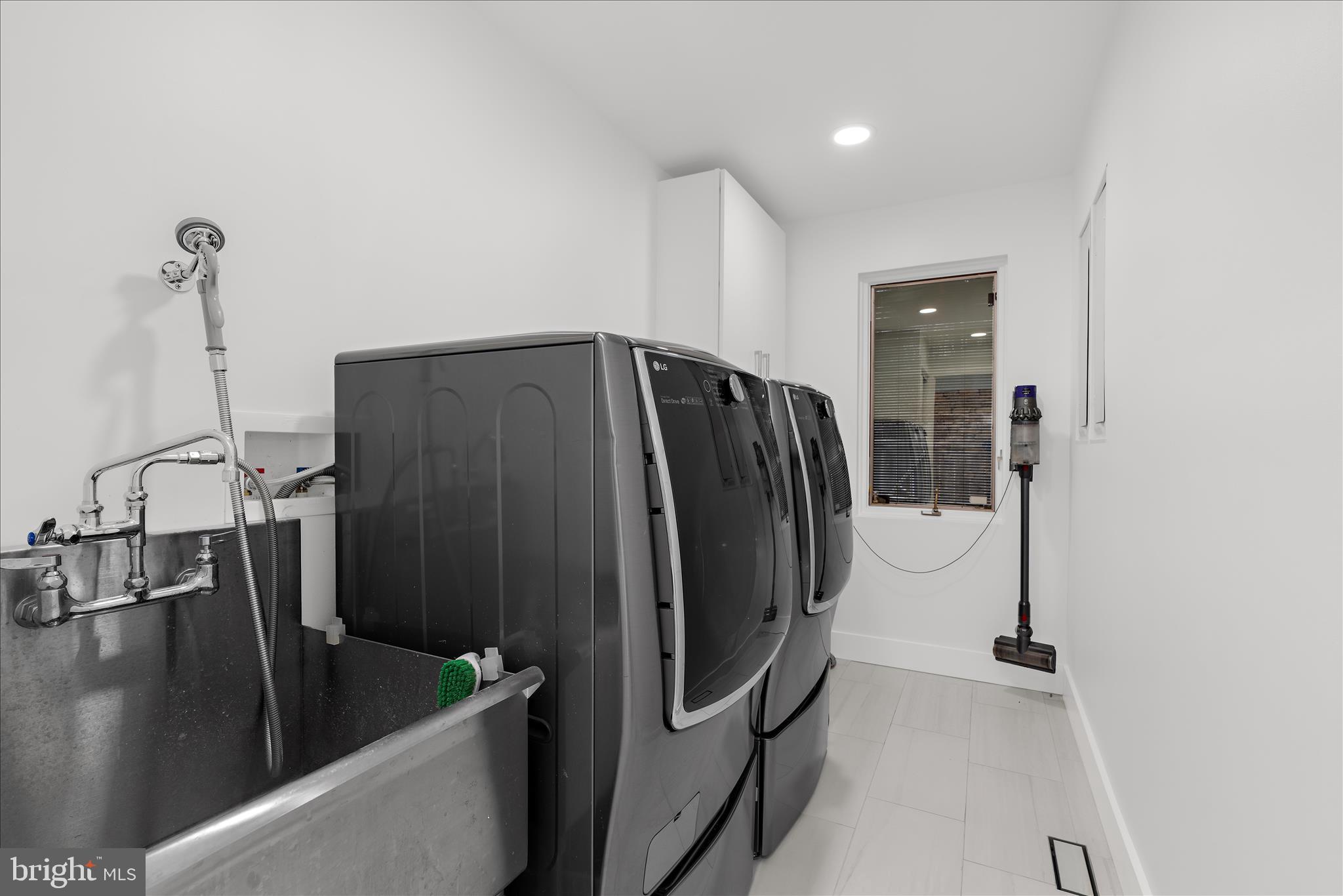 SIMEON YARUTA - Residential