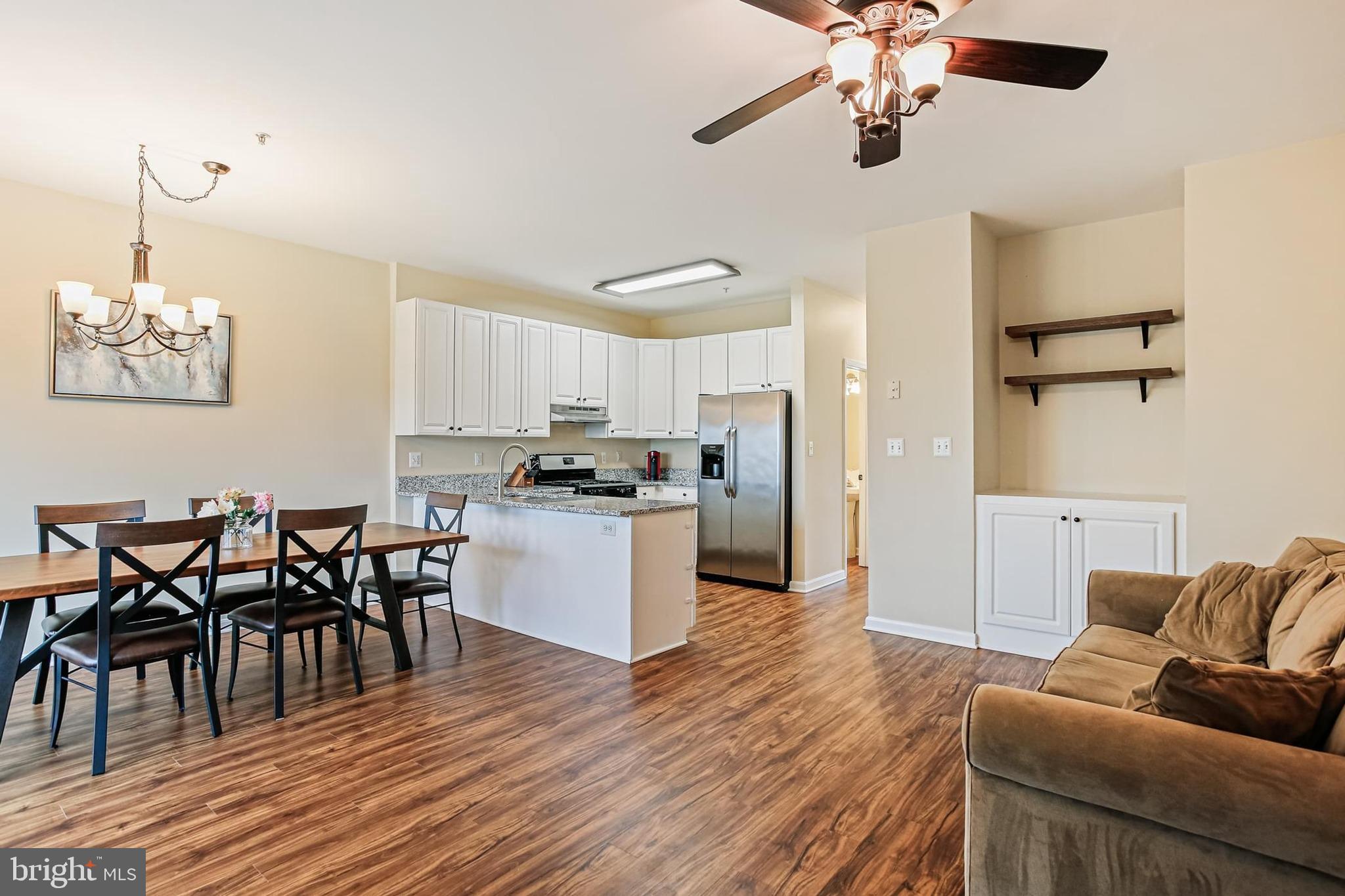 5718 GOLDFINCH COURT