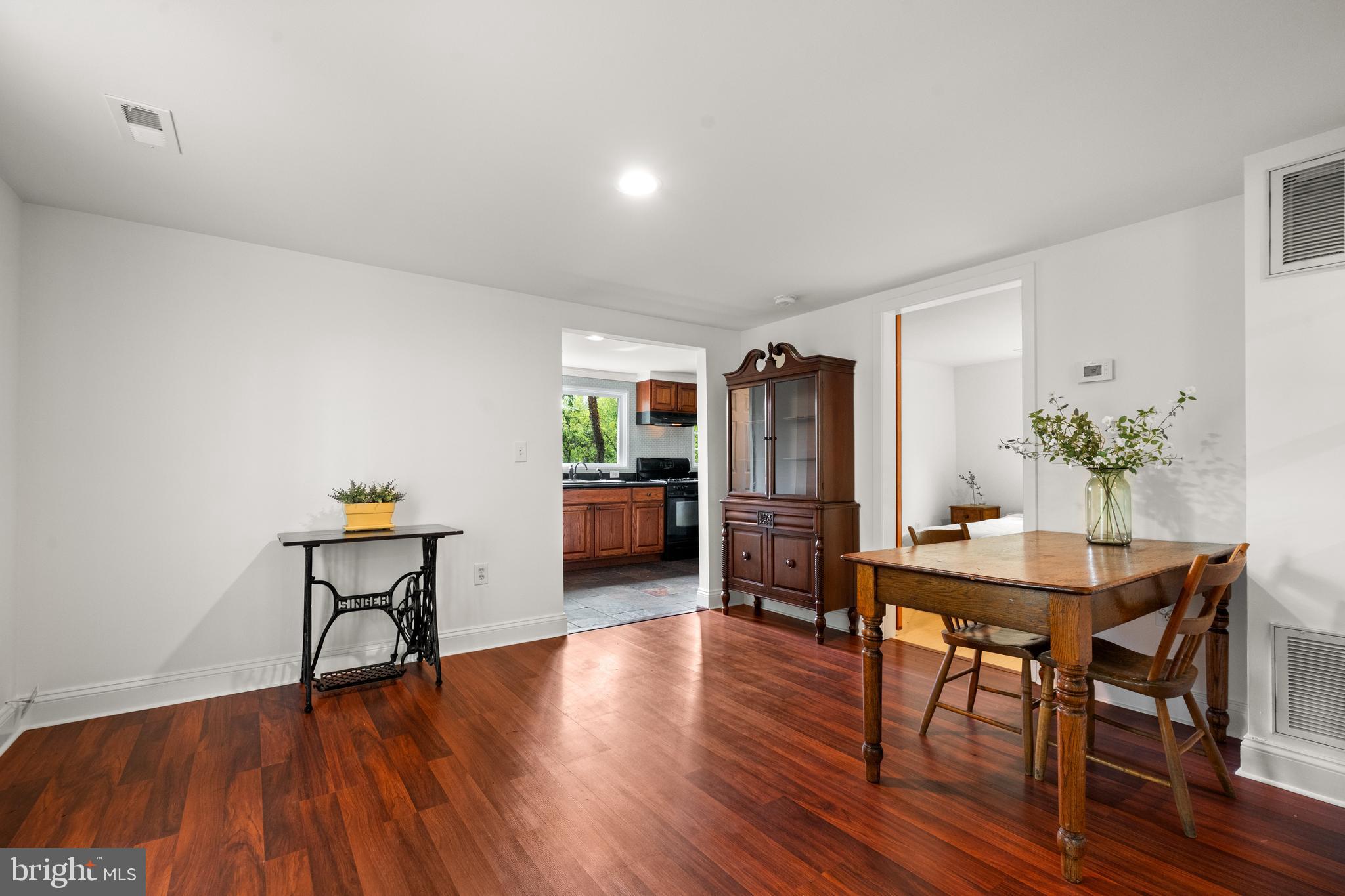 HAMILTON - Residential