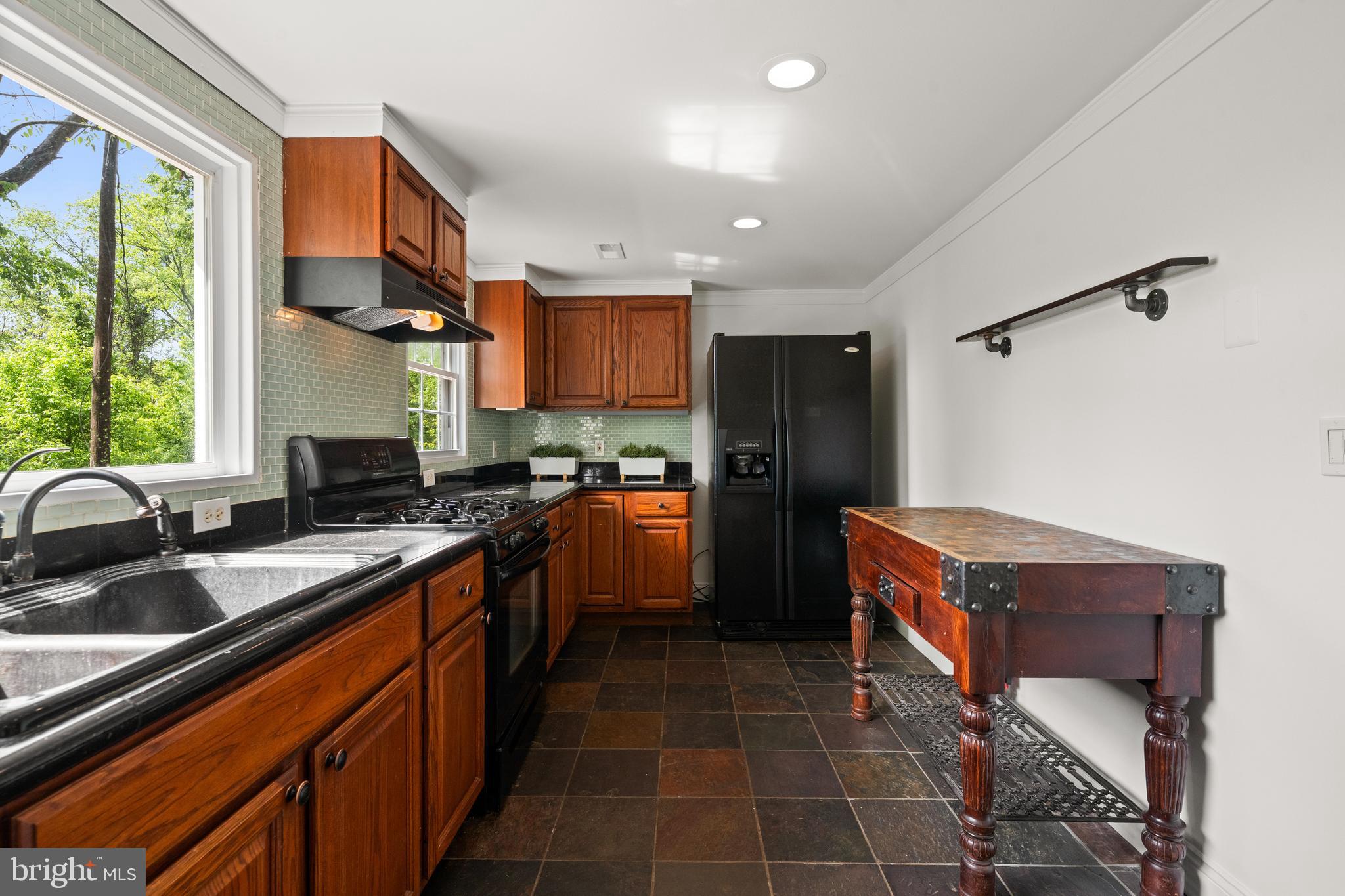 HAMILTON - Residential