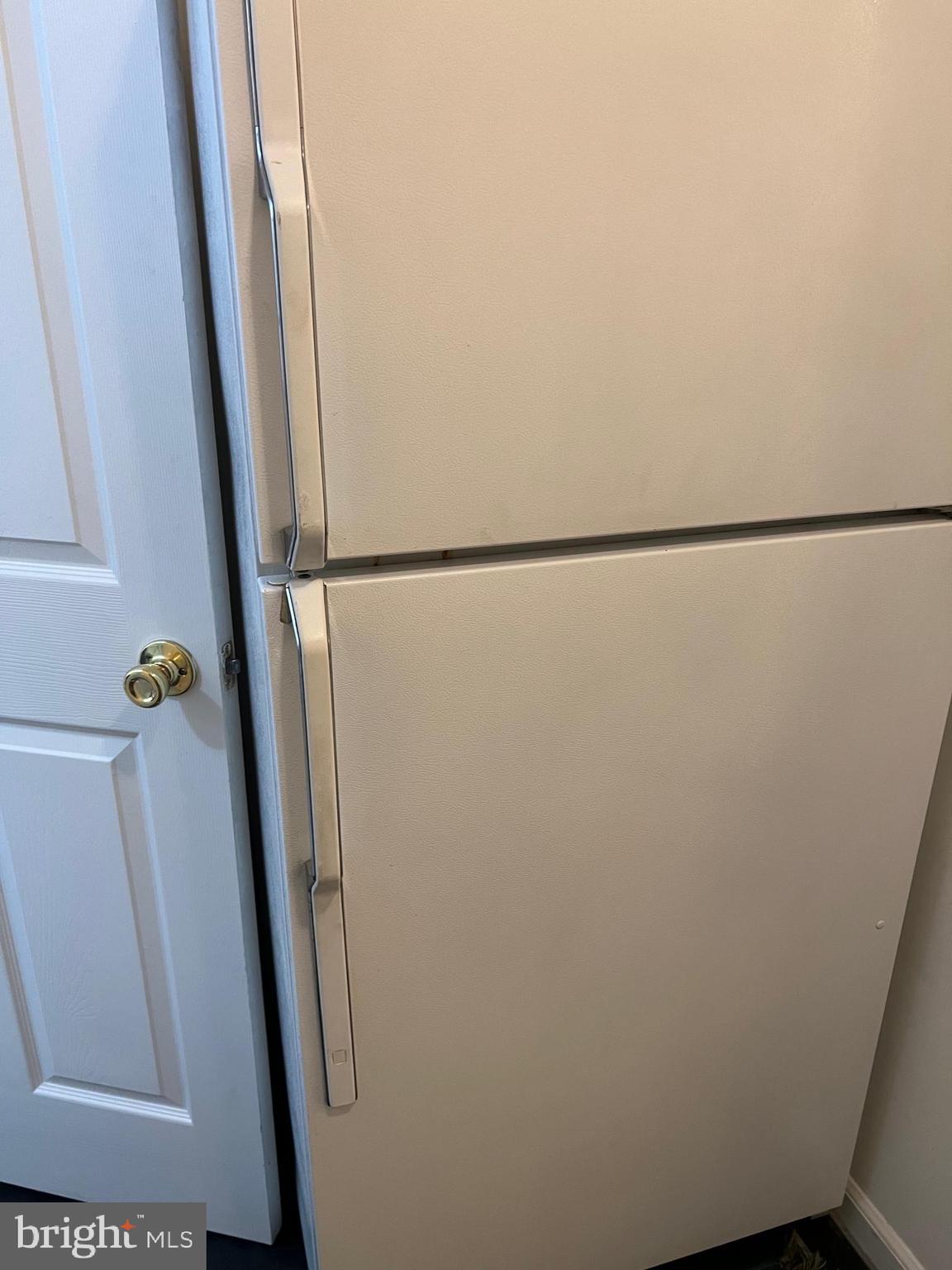 SHEFFIELD MANOR - Residential Lease