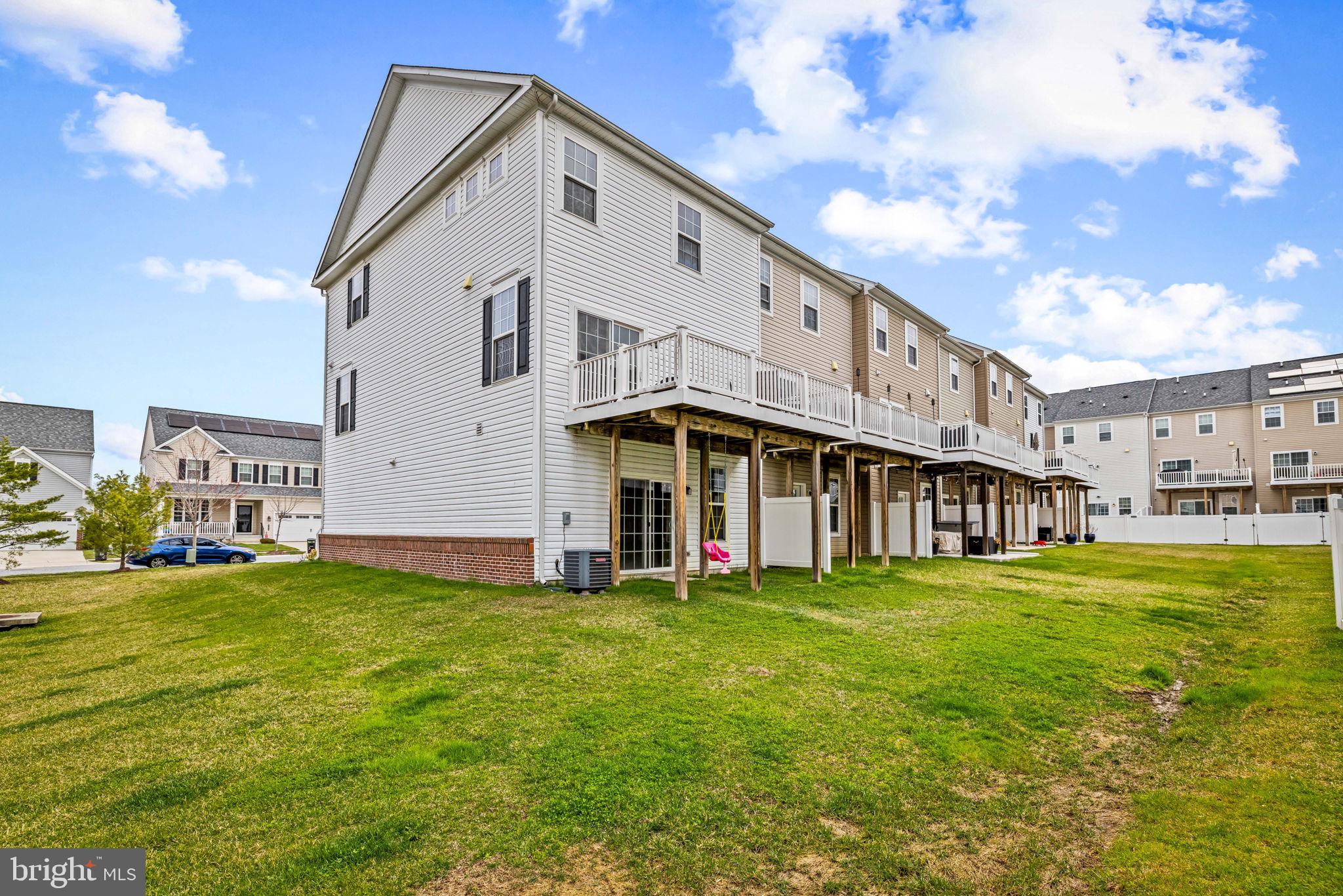 WHITE MARSH ESTATES - Residential