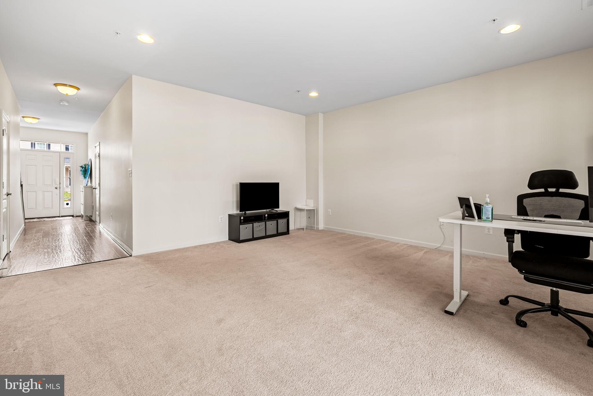 WHITE MARSH ESTATES - Residential