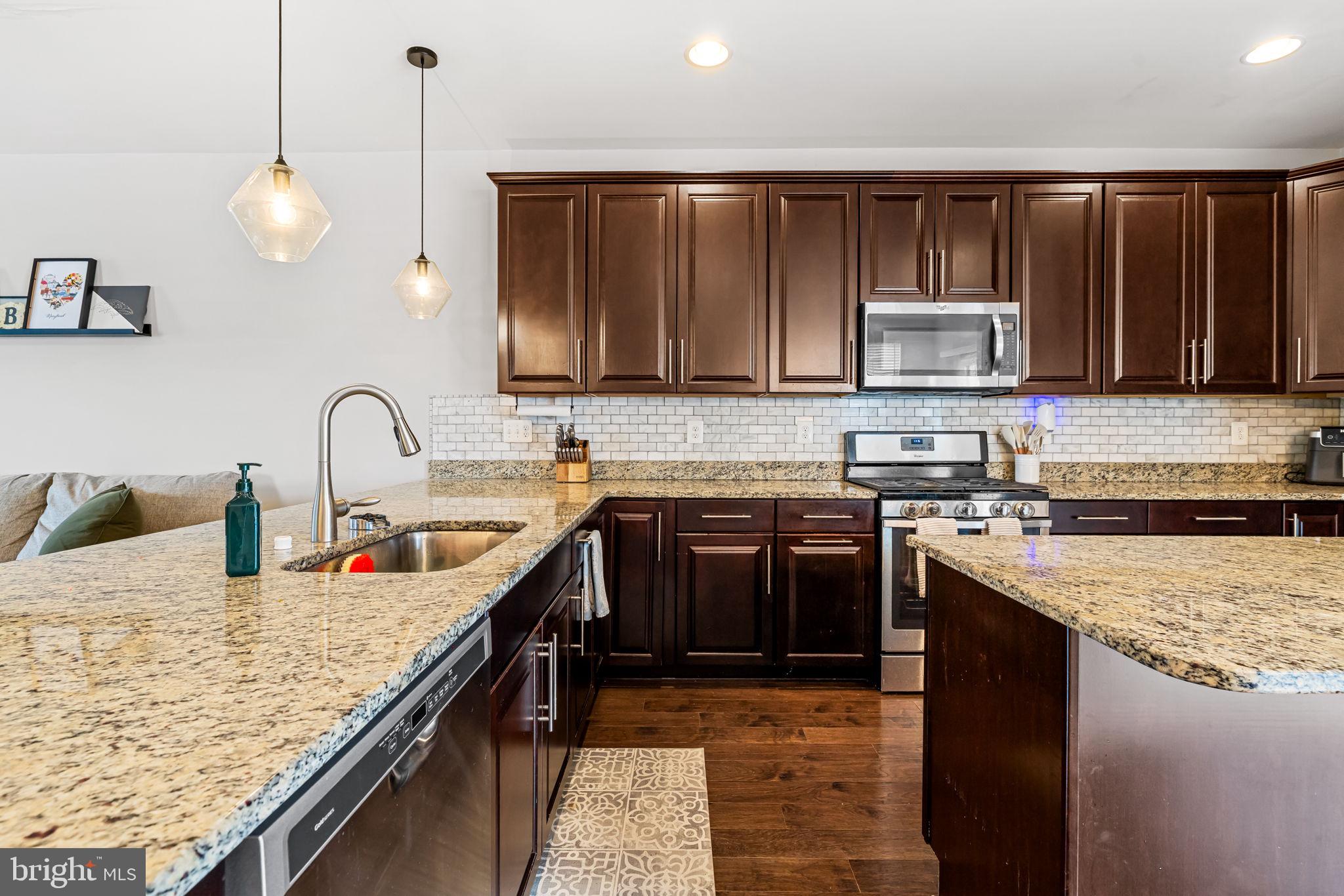 WHITE MARSH ESTATES - Residential