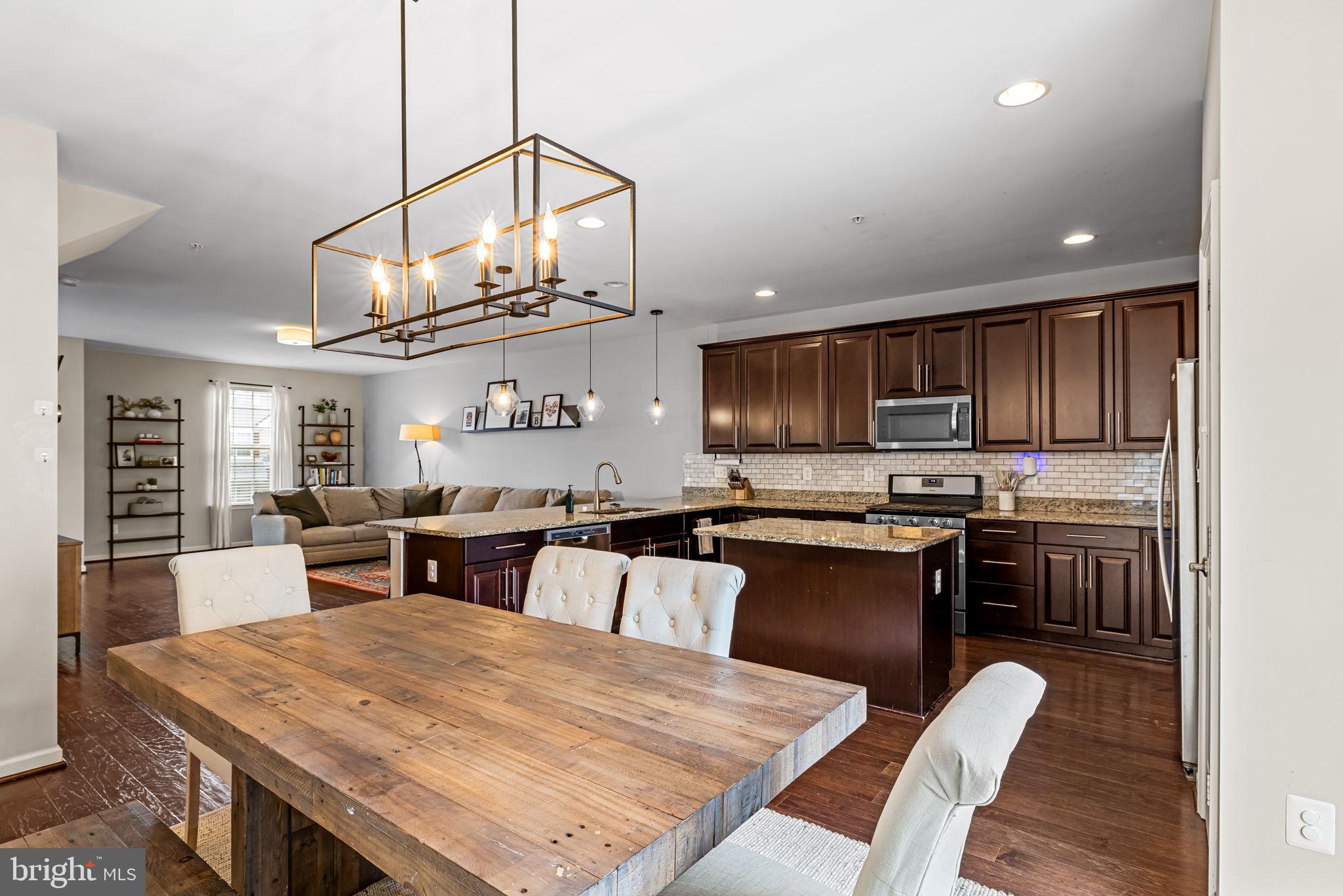 WHITE MARSH ESTATES - Residential