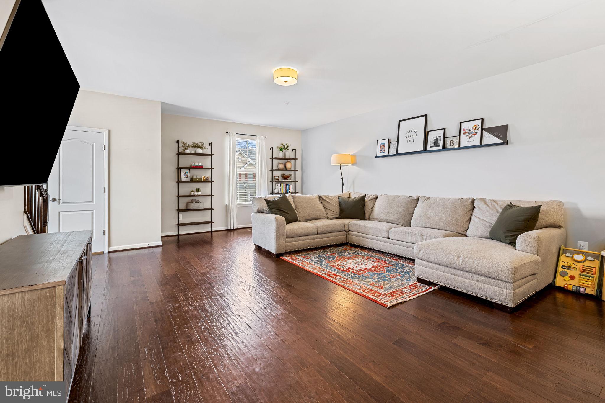 WHITE MARSH ESTATES - Residential