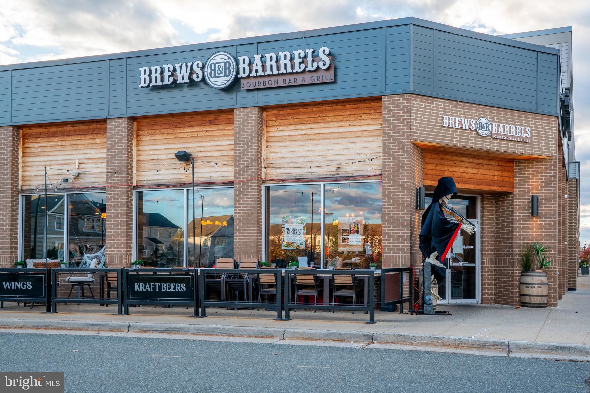 KENTLANDS - Residential Lease