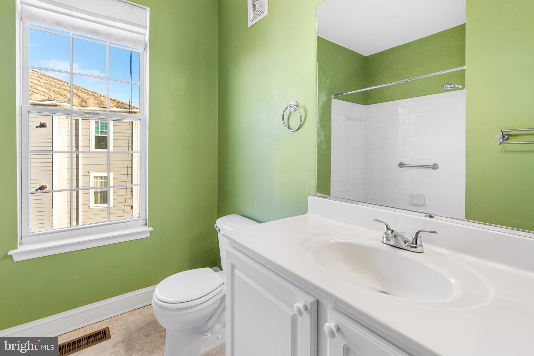 KENTLANDS - Residential Lease