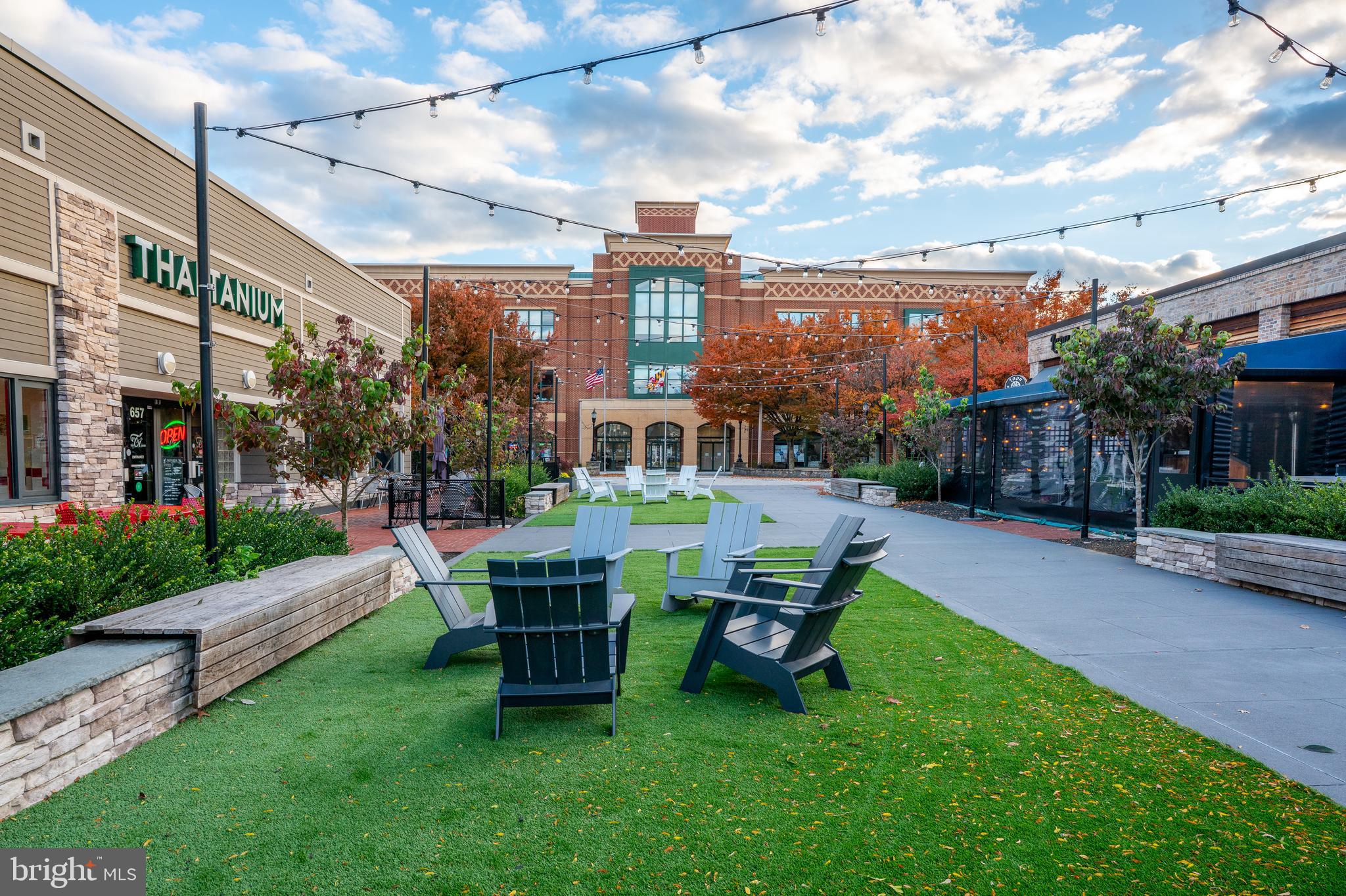 KENTLANDS - Residential Lease