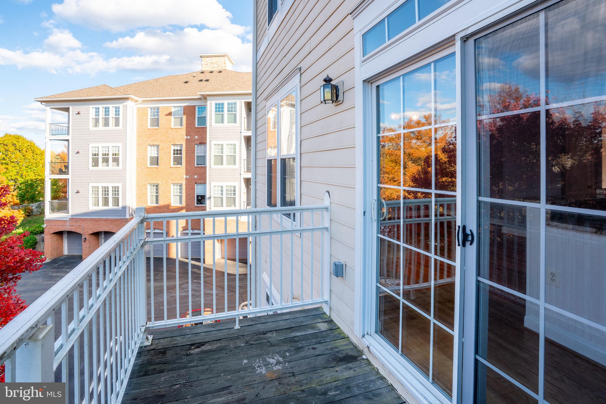 KENTLANDS - Residential Lease