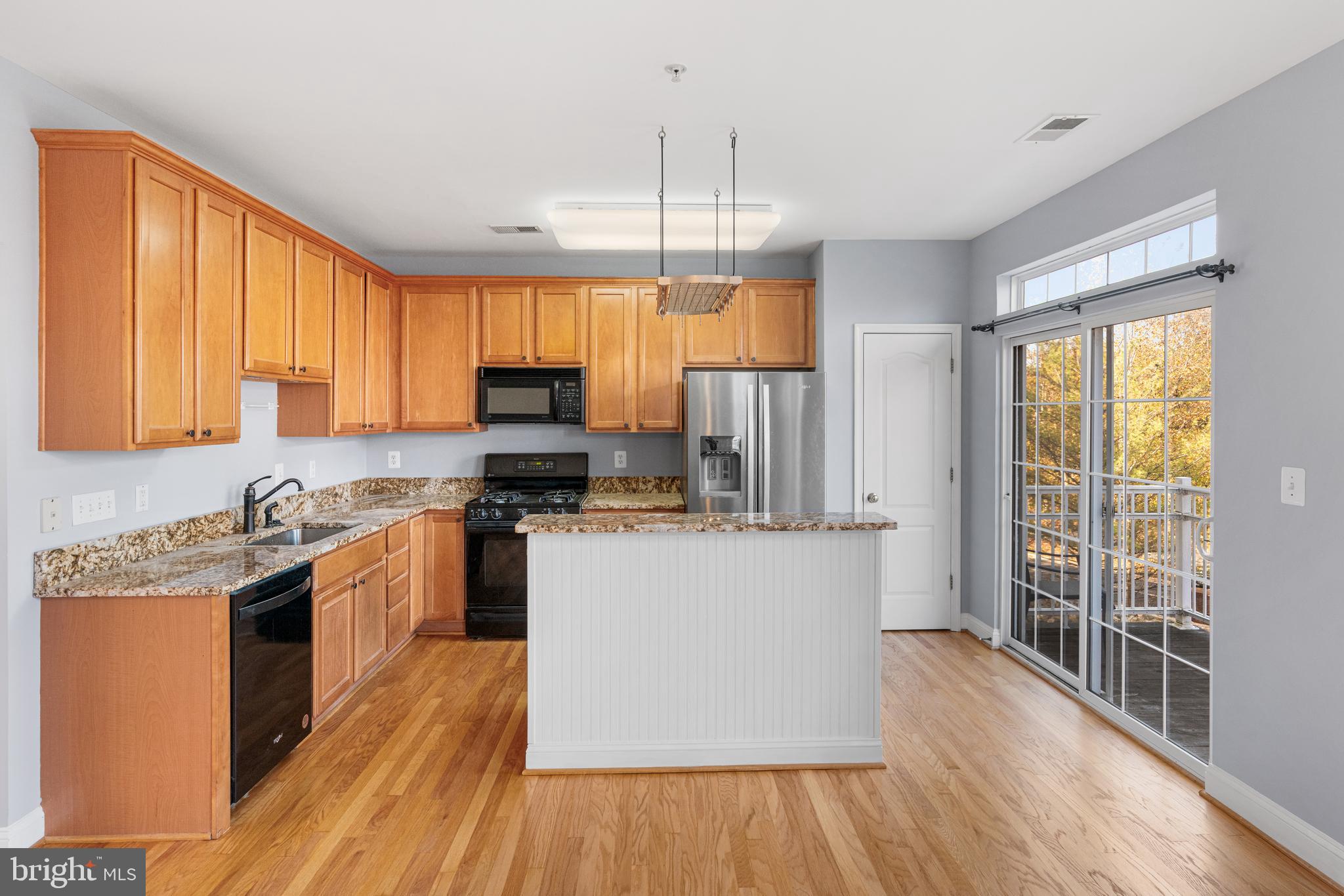 KENTLANDS - Residential Lease