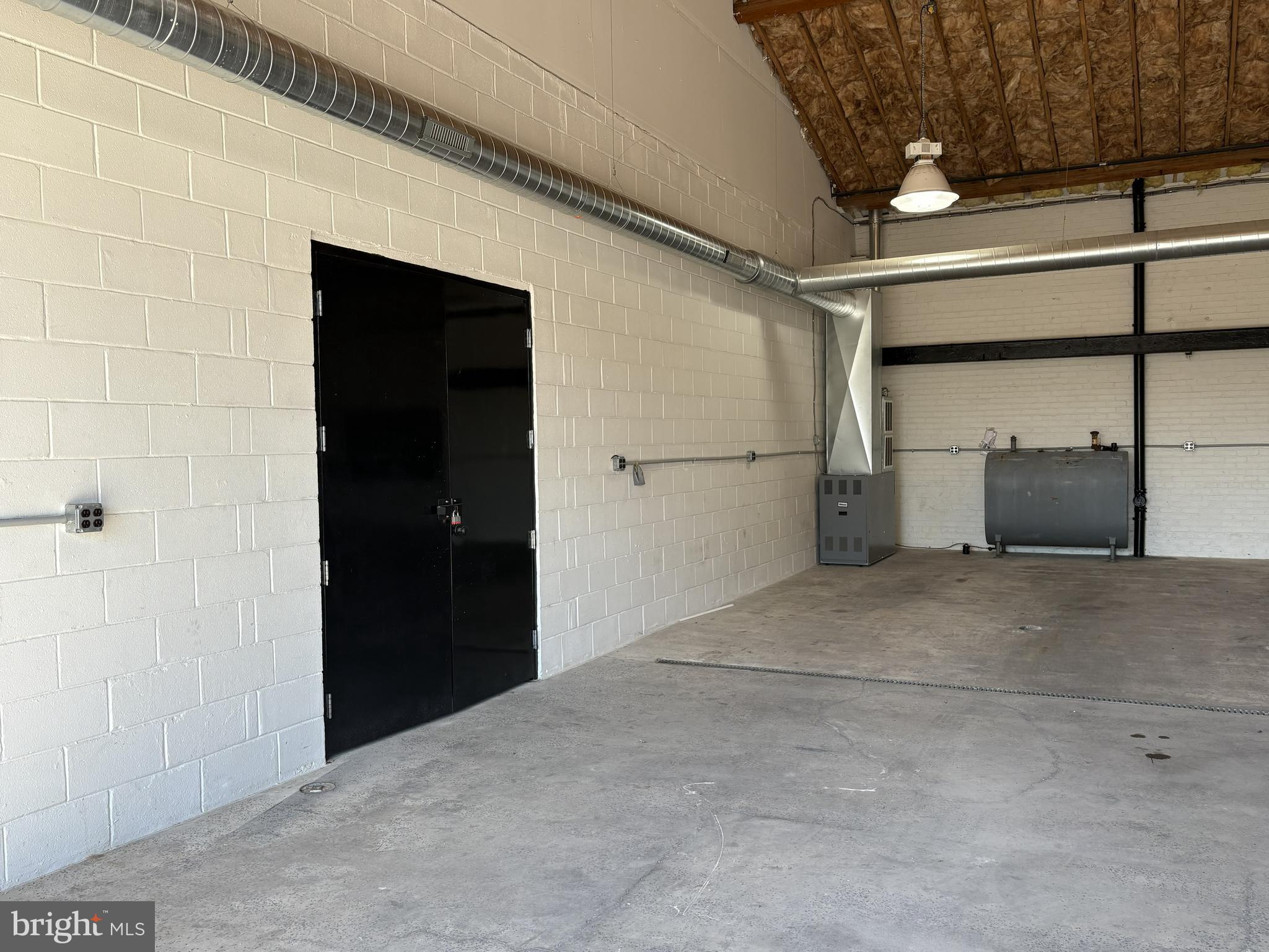 1914 MARGARET STREET 24