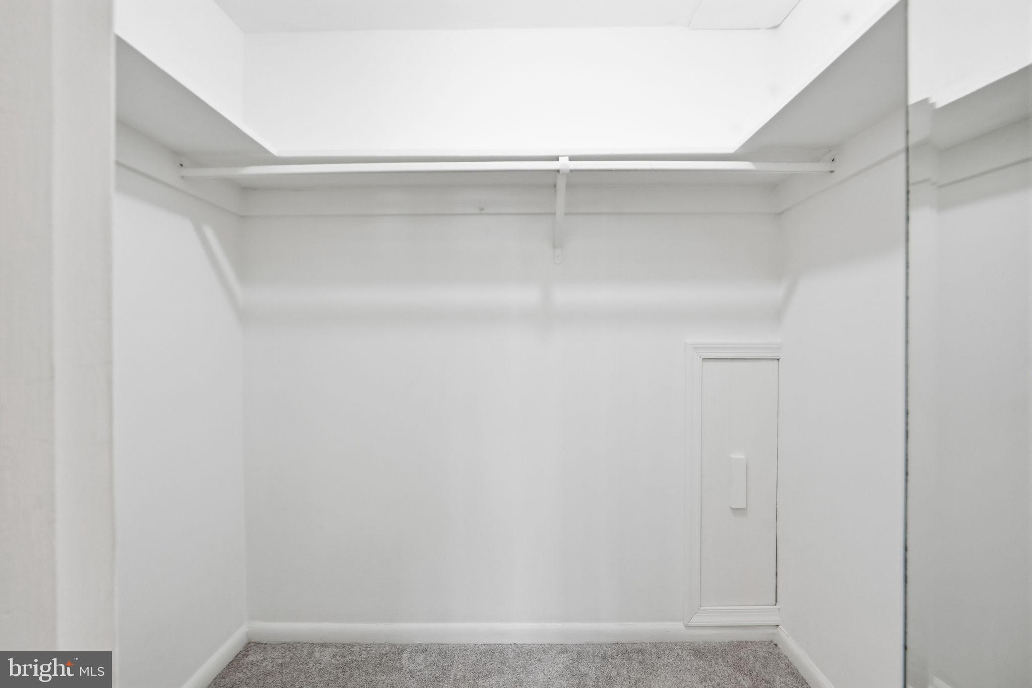 NORTH CRK PLACE - Residential