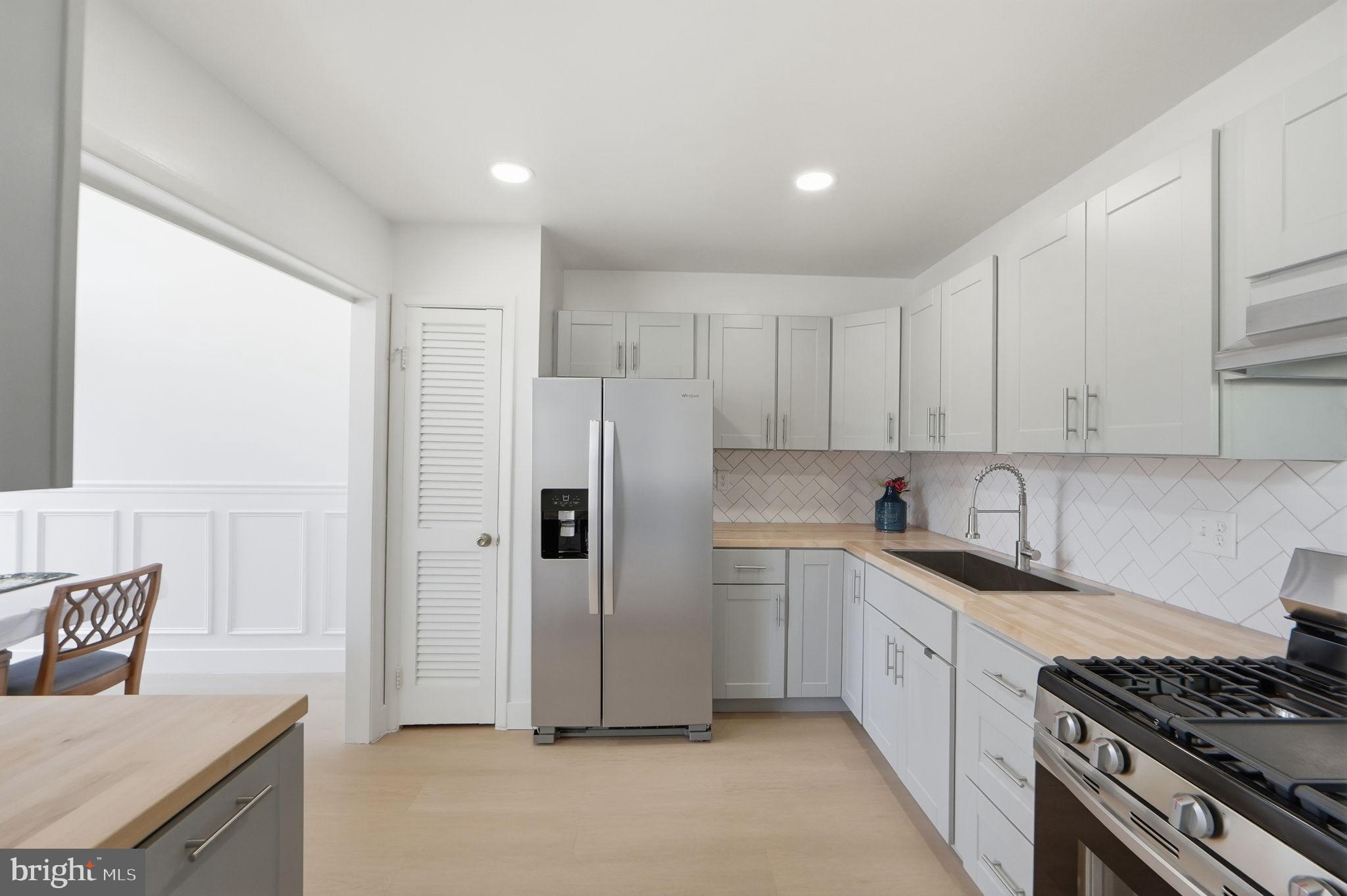 NORTH CRK PLACE - Residential