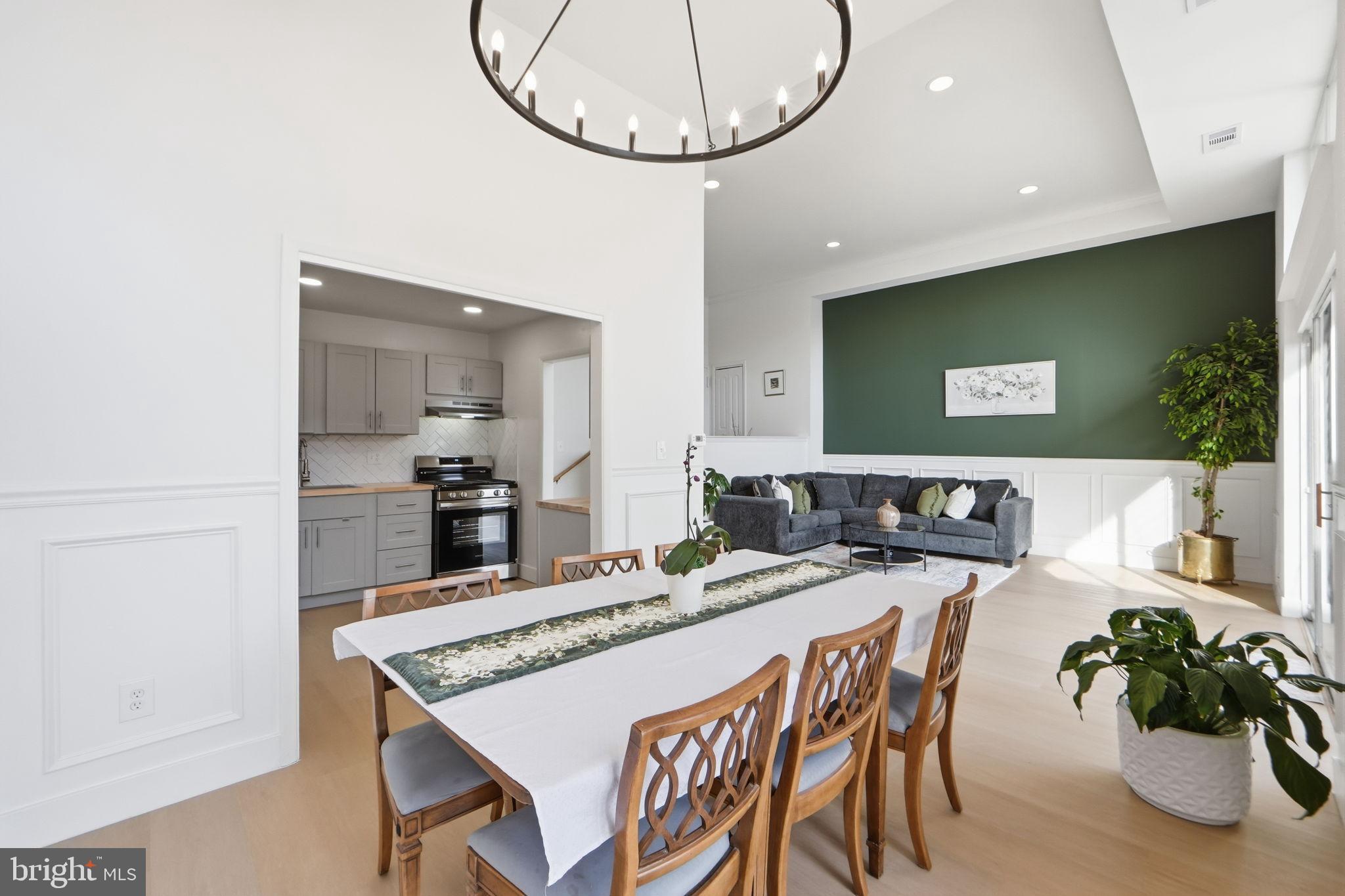 NORTH CRK PLACE - Residential