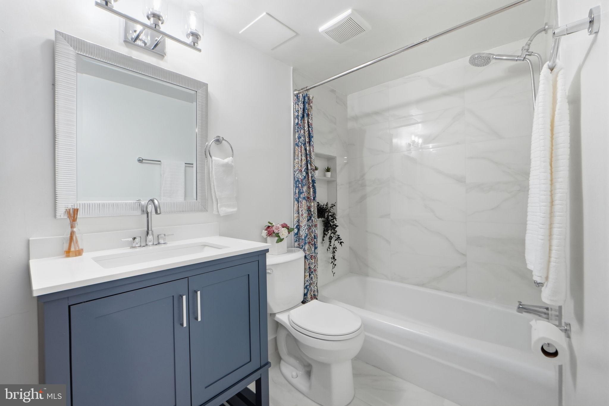 NORTH CRK PLACE - Residential