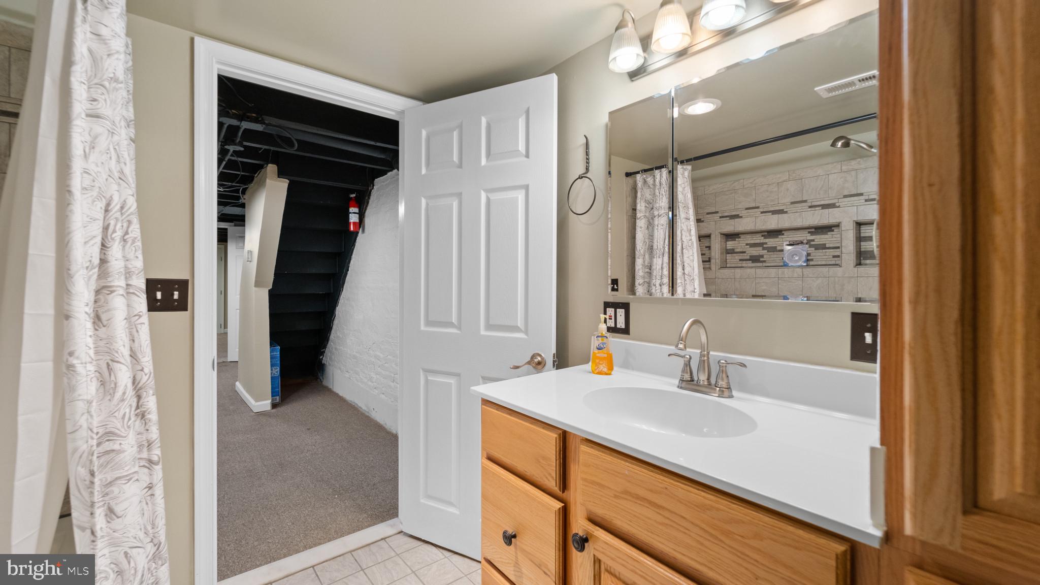 CANTON HISTORIC DISTRICT - Residential Lease