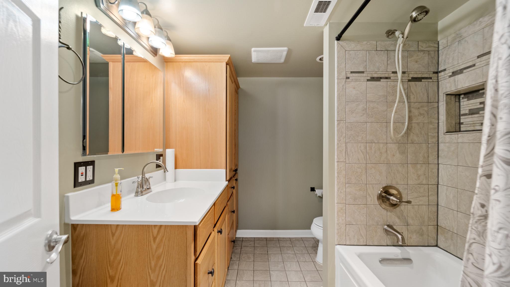 CANTON HISTORIC DISTRICT - Residential Lease