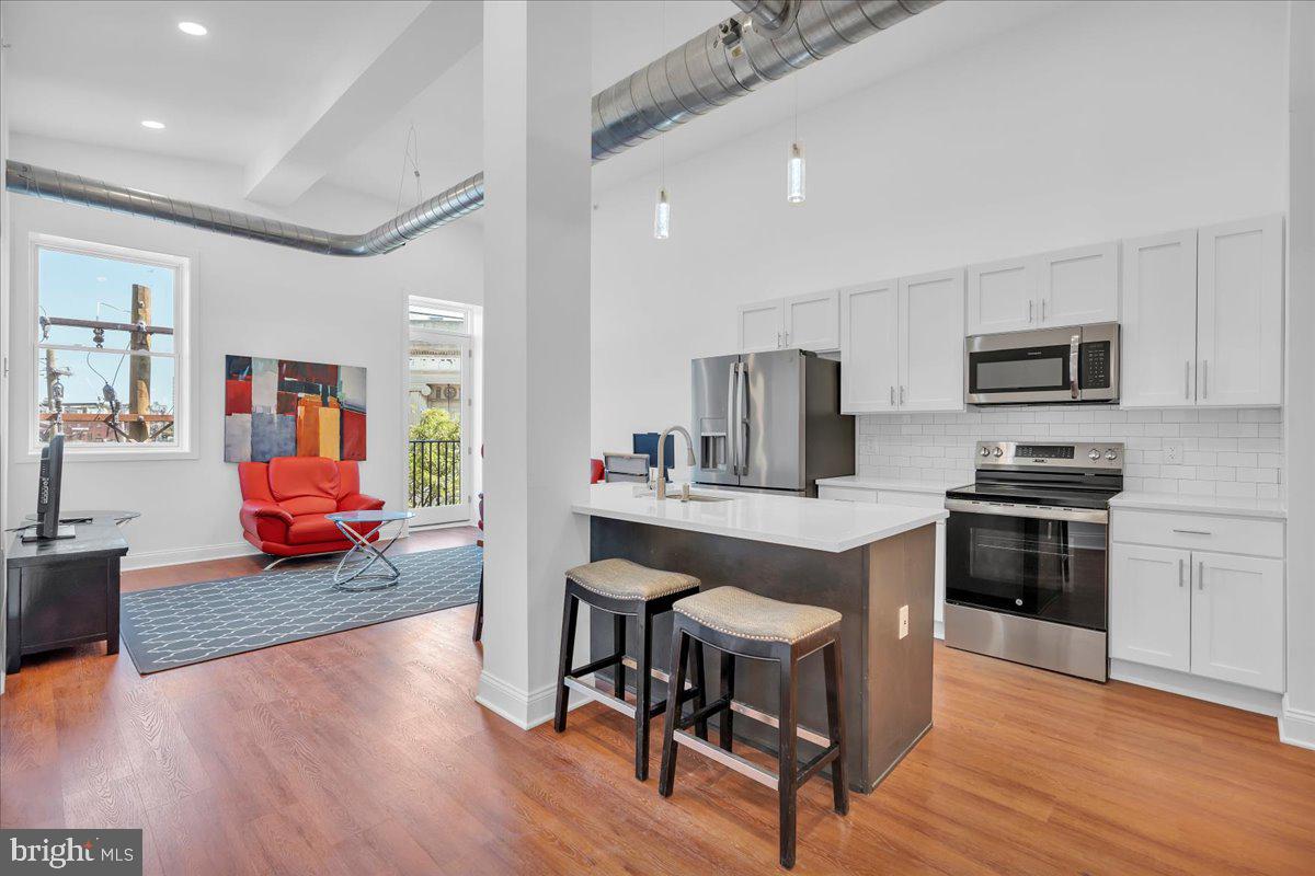 FAIRMOUNT - Residential Lease