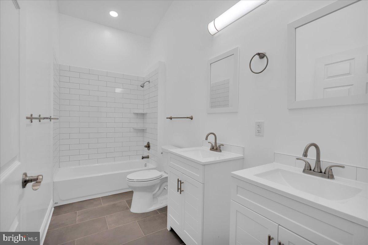 FAIRMOUNT - Residential Lease