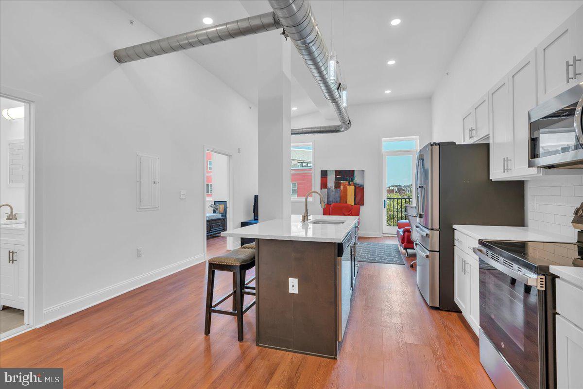 FAIRMOUNT - Residential Lease