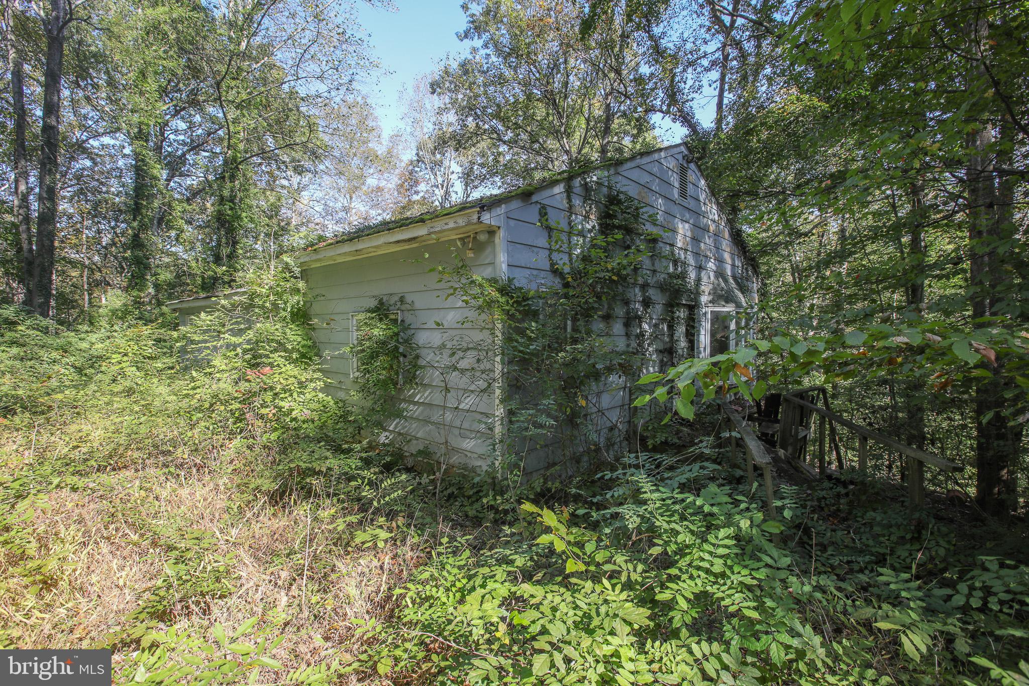 MCGRATH LAKE JACKSON SHO - Residential