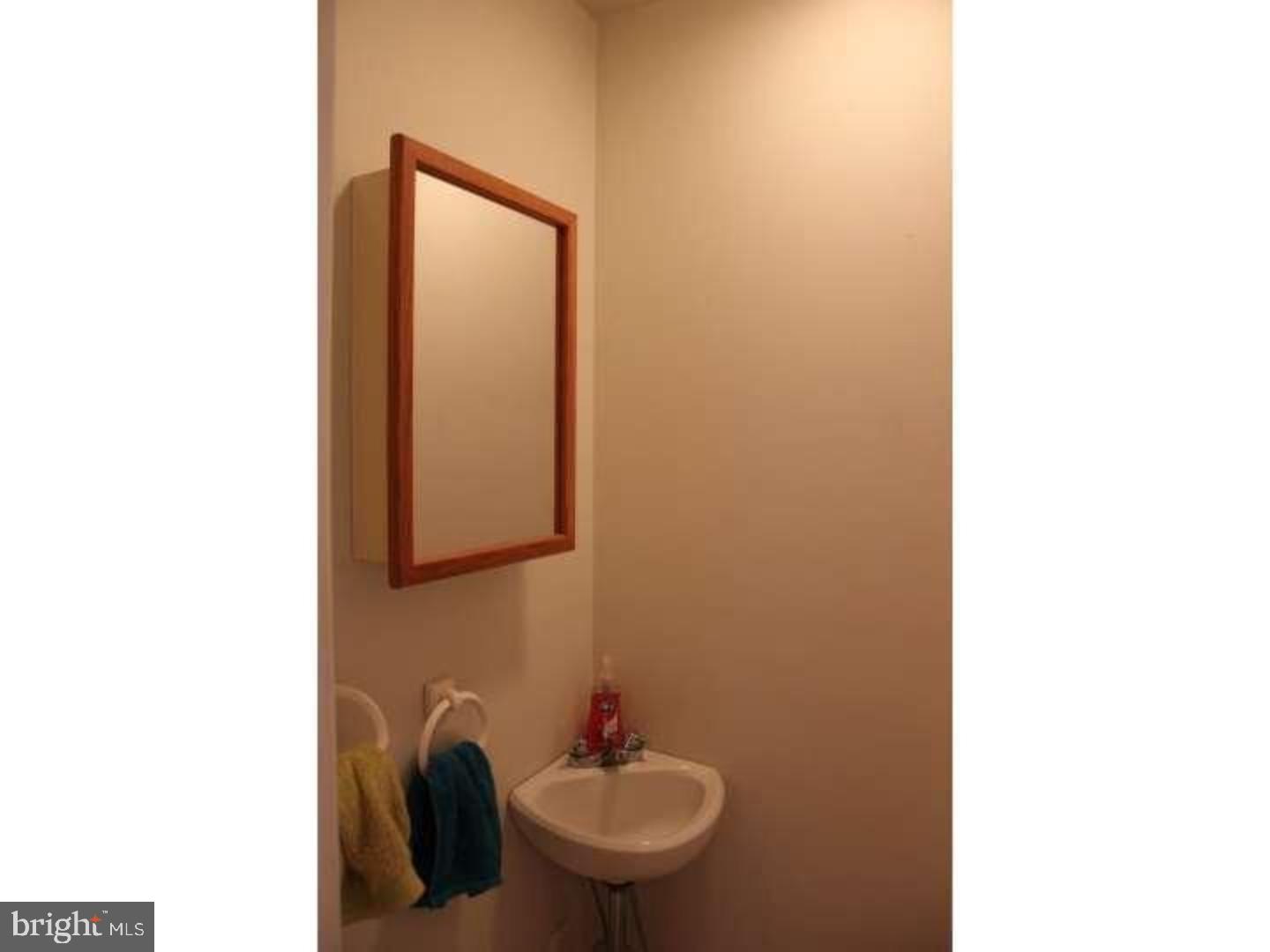 CONSHOHOCKEN - Residential Lease