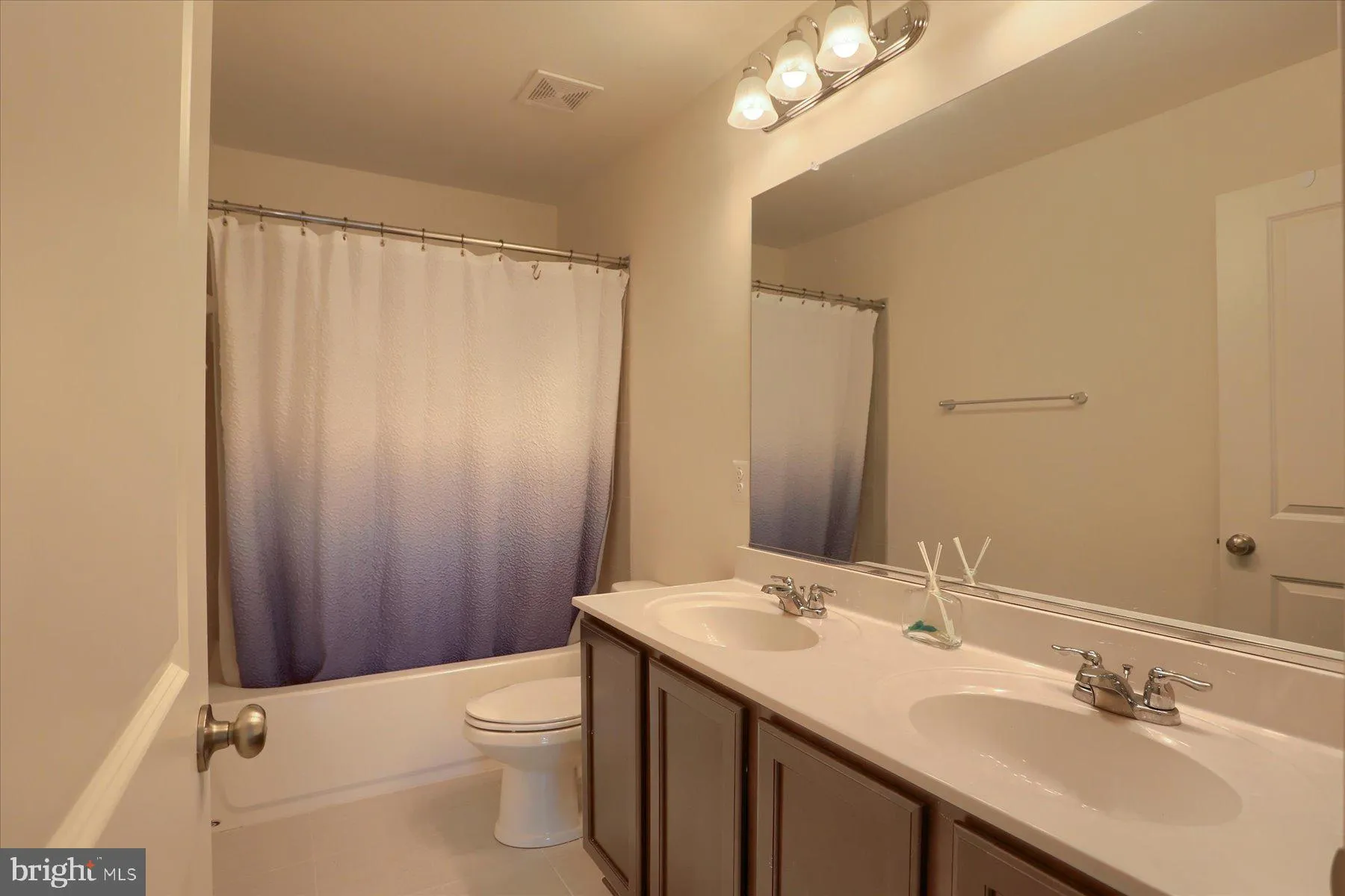 Harrisburg, Pennsylvania 17112, United States, 4 Bedrooms Bedrooms, ,3 BathroomsBathrooms,Residential,Active,27853