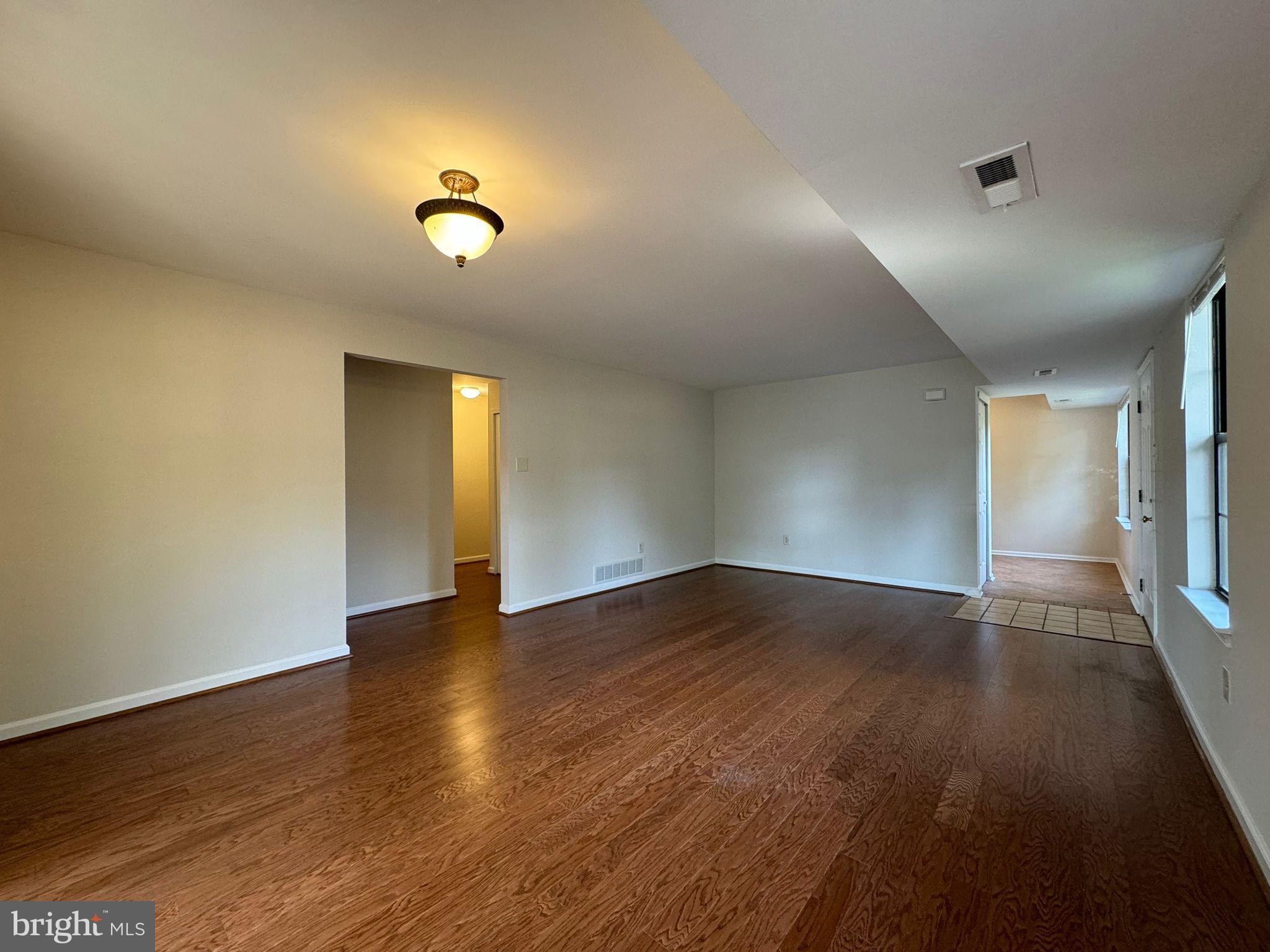 HAMPTON GREENS - Residential Lease