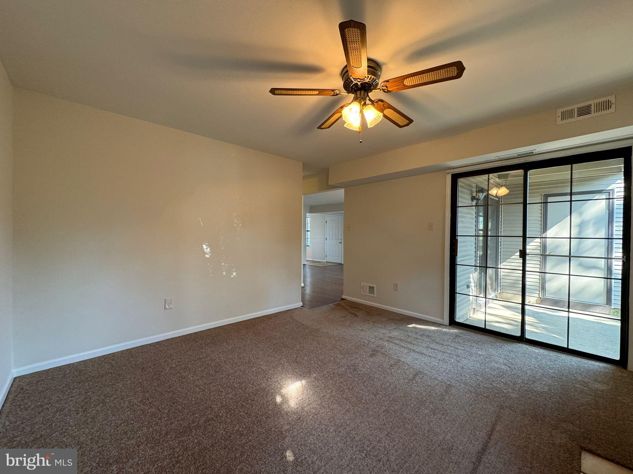 HAMPTON GREENS - Residential Lease