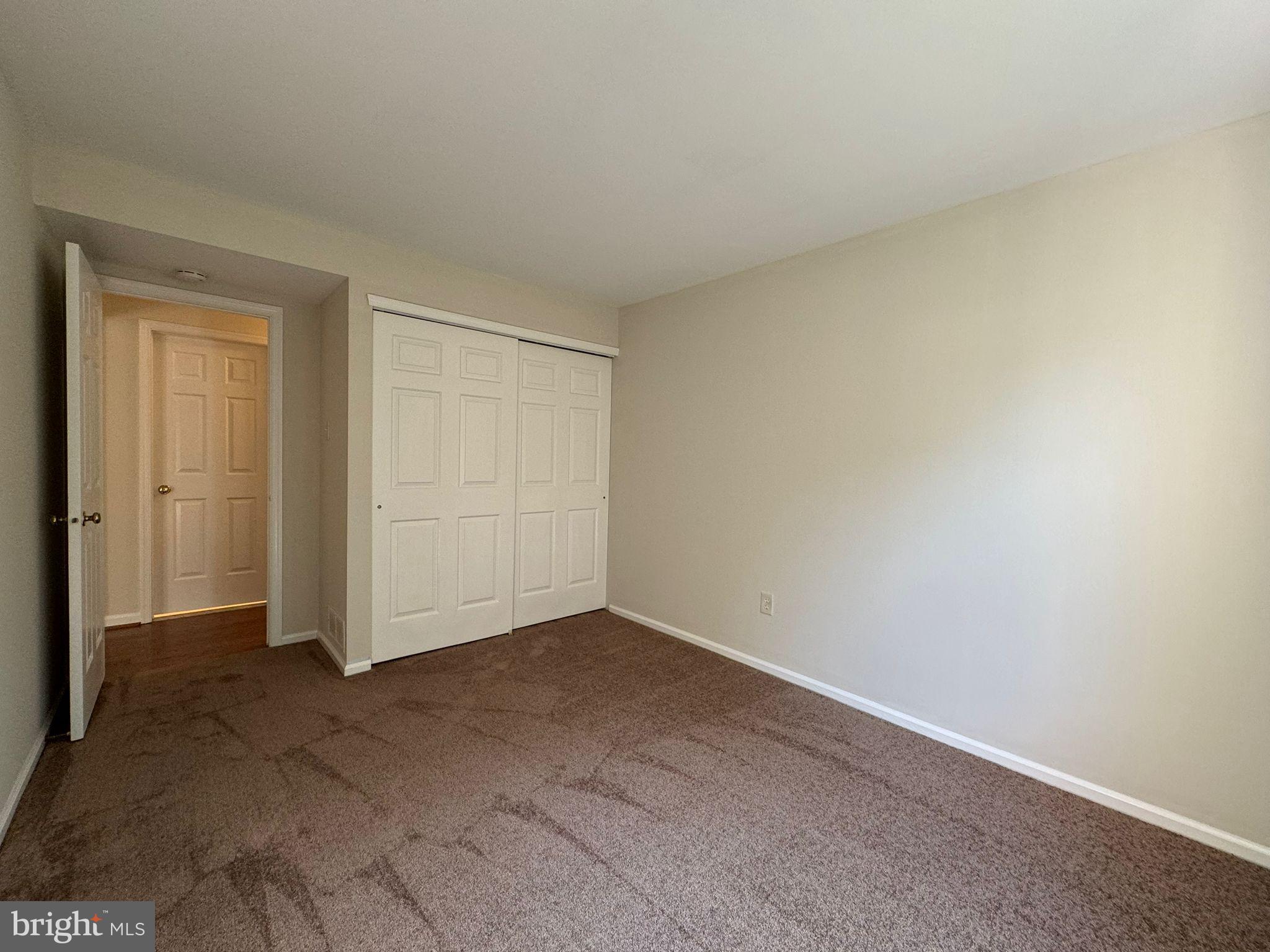 HAMPTON GREENS - Residential Lease