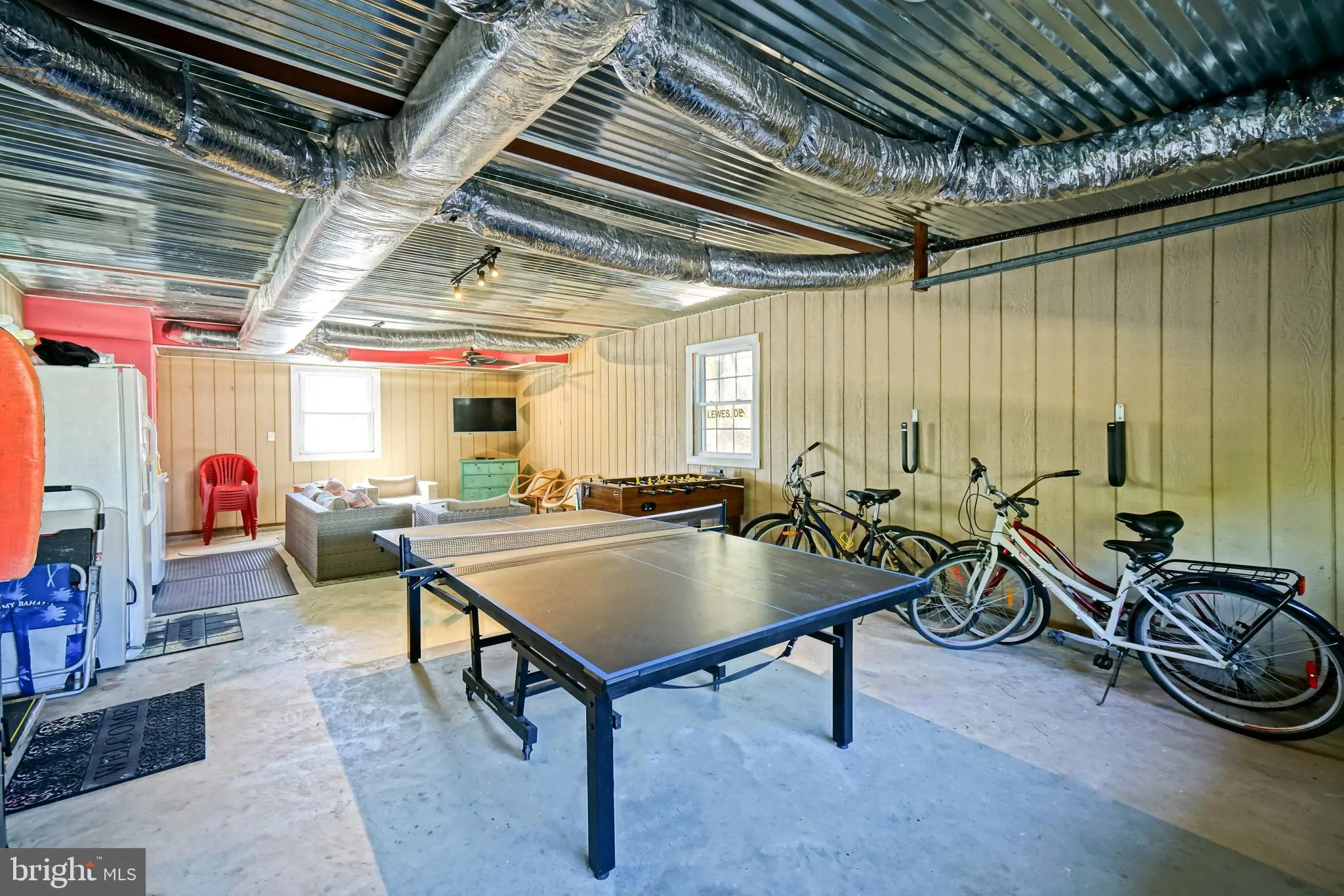 Lewes, Delaware 19958, United States, 7 Bedrooms Bedrooms, ,3 BathroomsBathrooms,Residential,Active,37897